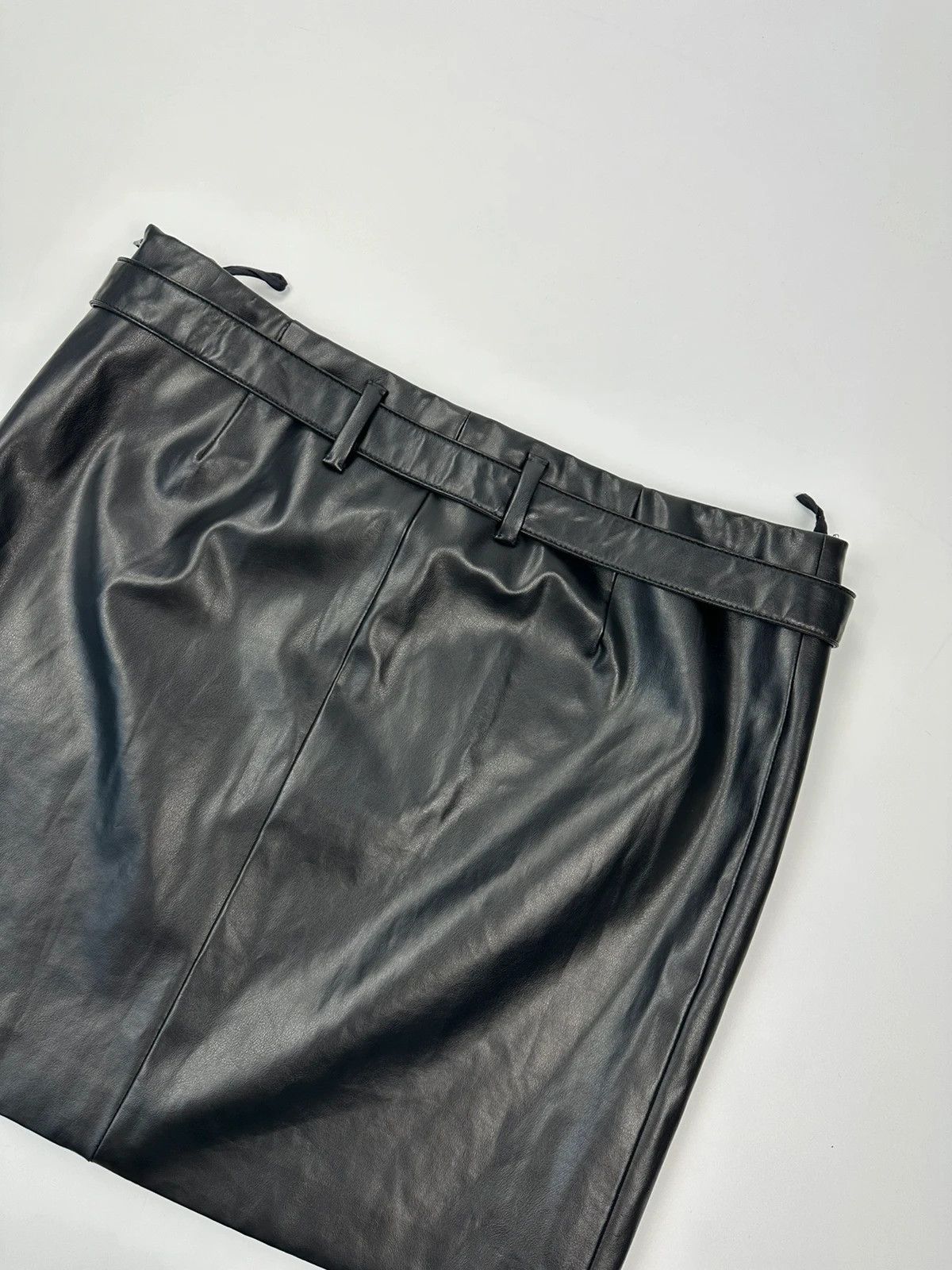 Prada Prada Sport SS2008 Black Shiny Belt Skirt Size 38" / US 16 / IT 52 - 4 Thumbnail