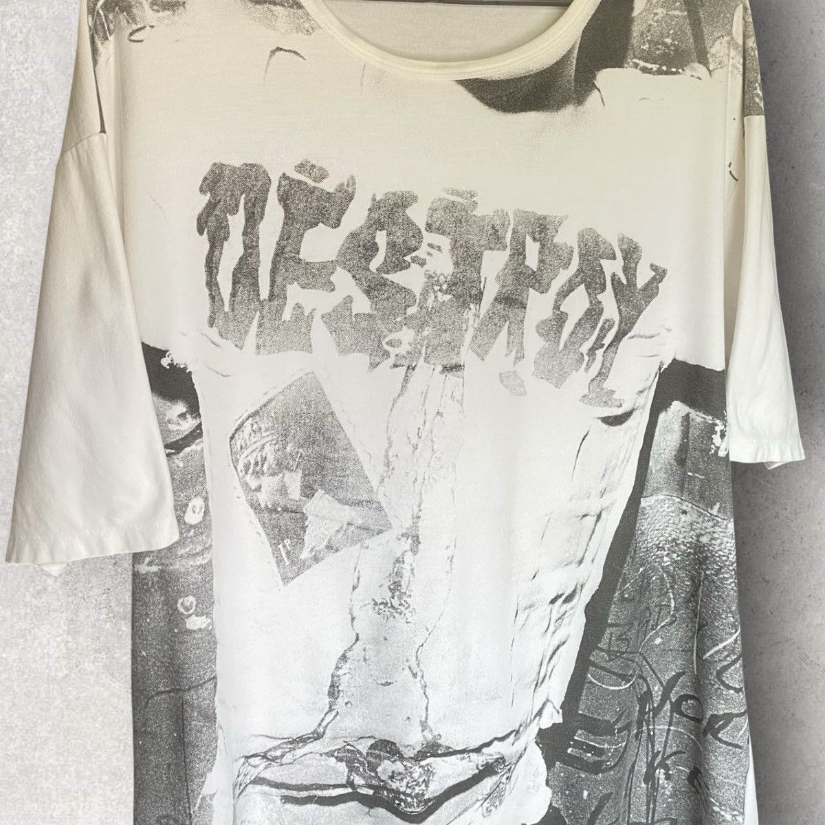 Lad Musician Fall16 Johnny Rotten By Dennis Morris Size US L / EU 52-54 / 3 - 5 Thumbnail