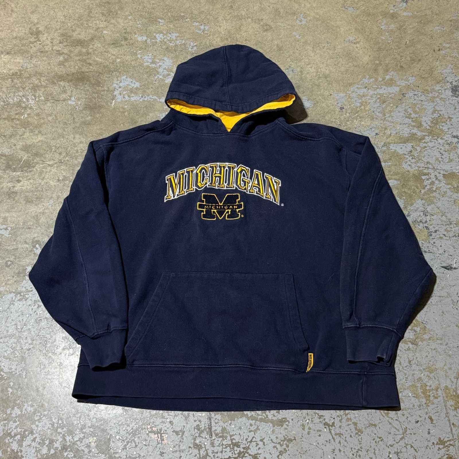 Vintage Y2K Michigan Wolverines Hoodie Size US XL / EU 56 / 4 - 1 Thumbnail