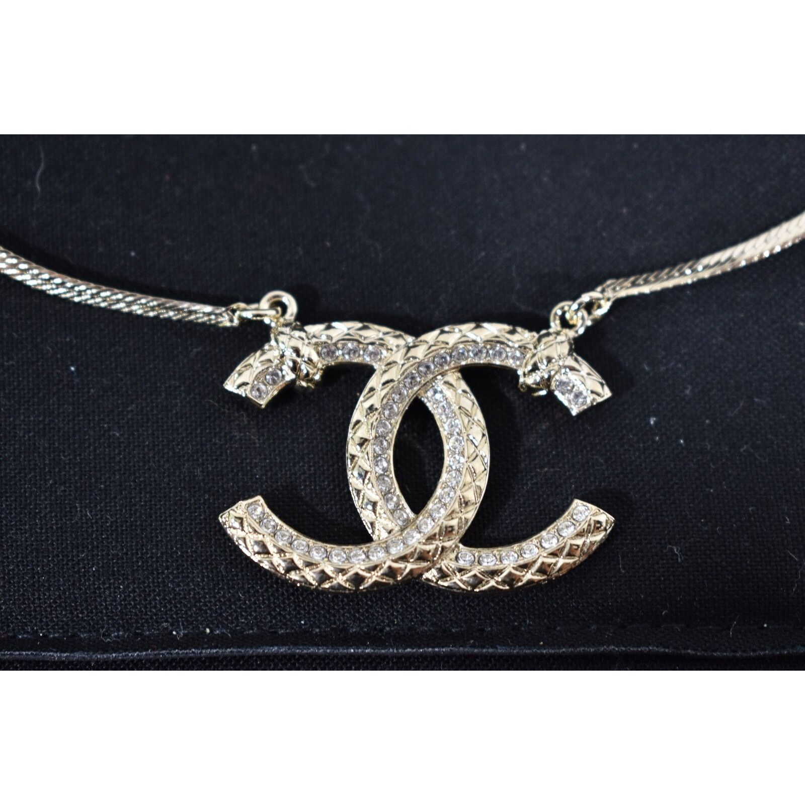 Chanel Chanel 22S Gold Metal Crystal Chain Pendant Choker Necklace Size ONE SIZE - 4 Thumbnail