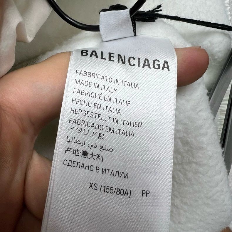 Balenciaga Balenciaga White the Year of the Loong limited embroidery Size US L / EU 52-54 / 3 - 5 Thumbnail