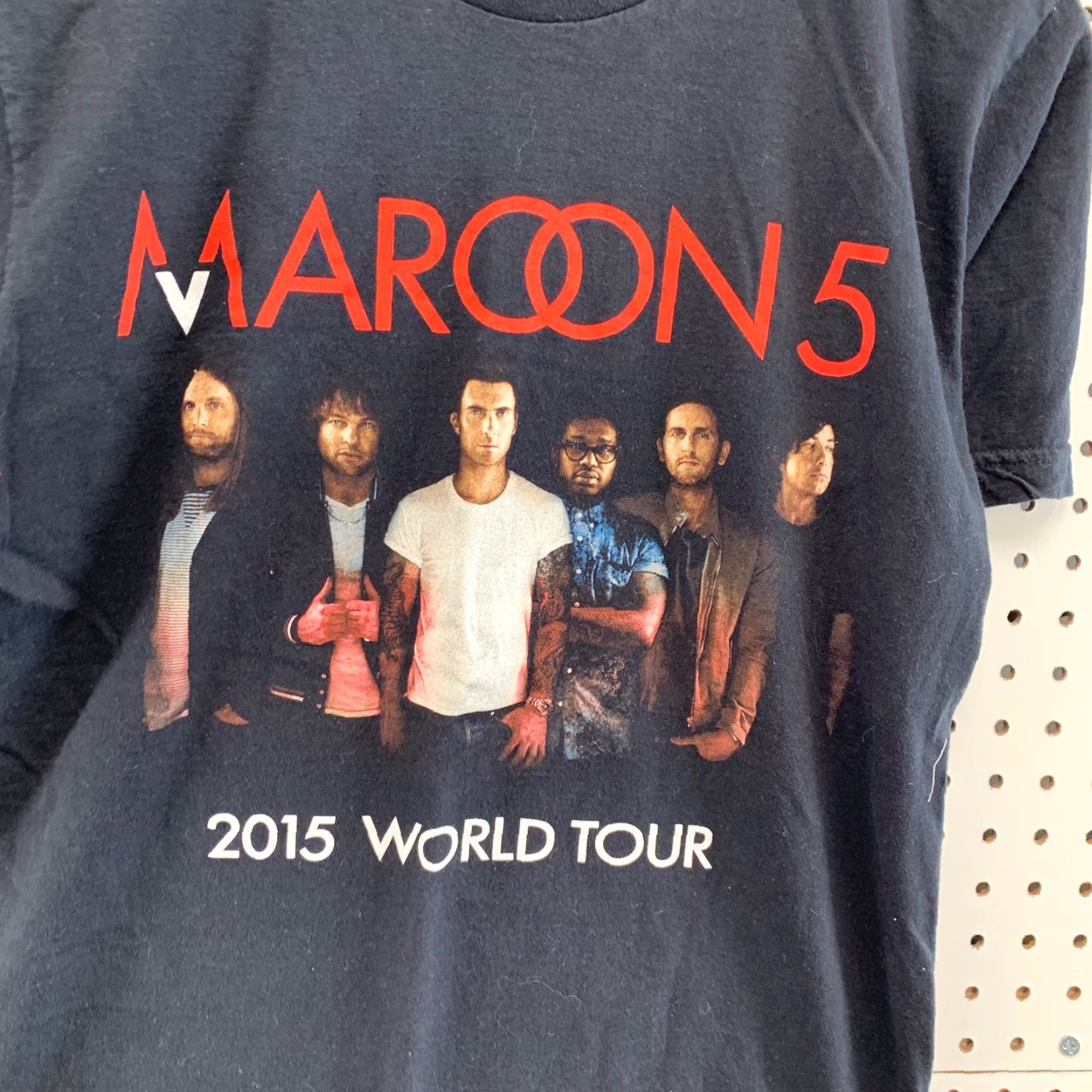 American Apparel VINTAGE Maroon 5 2015 World Tour Shirt Black Adult M 19X28 Short Sleeve Band TEE Music Mens Size US M / EU 48-50 / 2 - 7 Thumbnail