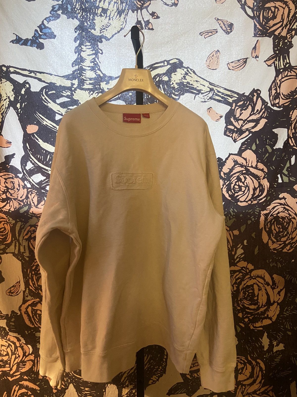 Supreme Supreme SS20 Cutout Logo Crewneck Size US L / EU 52-54 / 3 - 1 Thumbnail