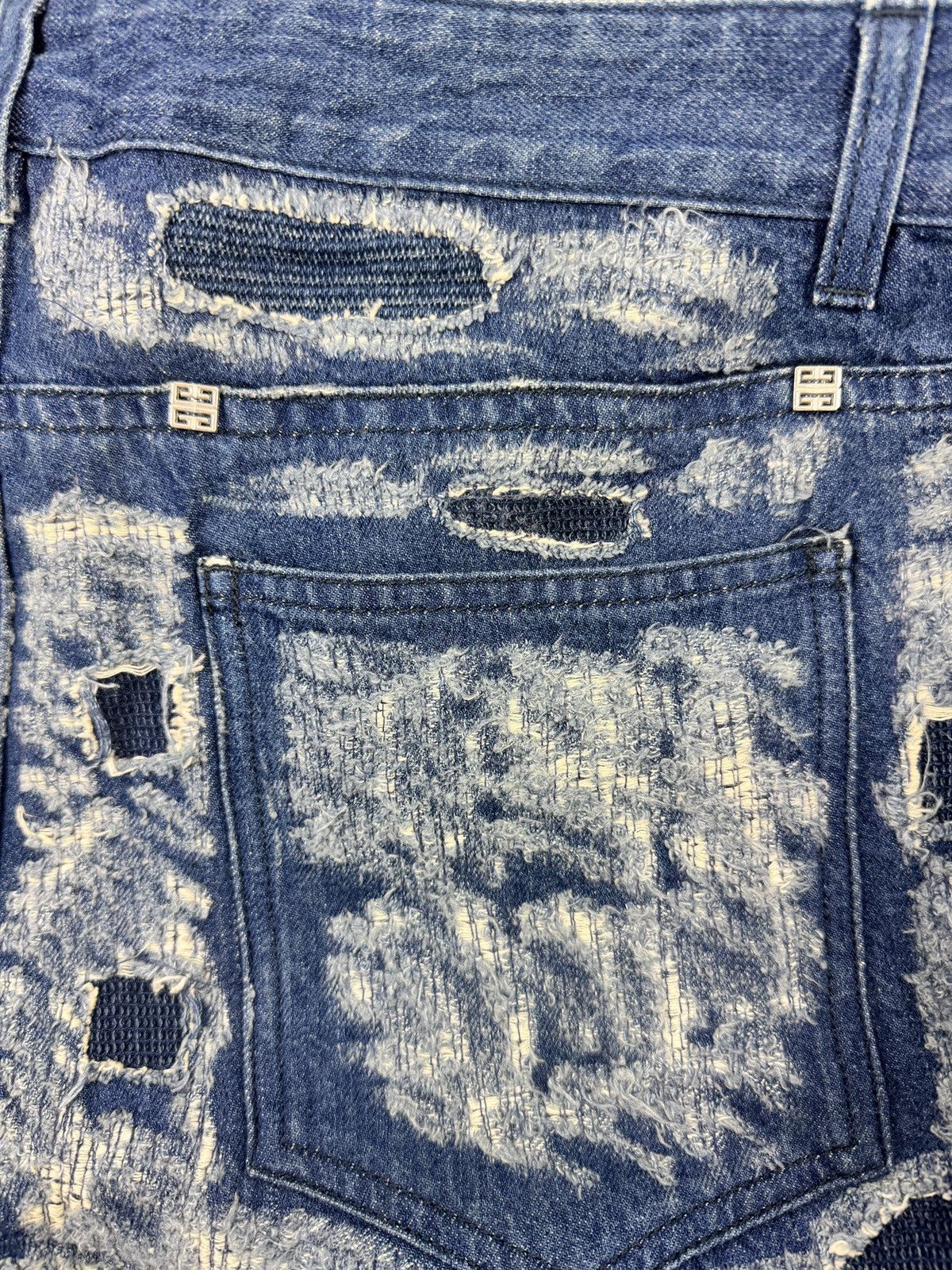 Givenchy BY MATHEW WILLIANS DISTRESSED SLIM FIT JEANS Size US 34 / EU 50 - 3 Thumbnail
