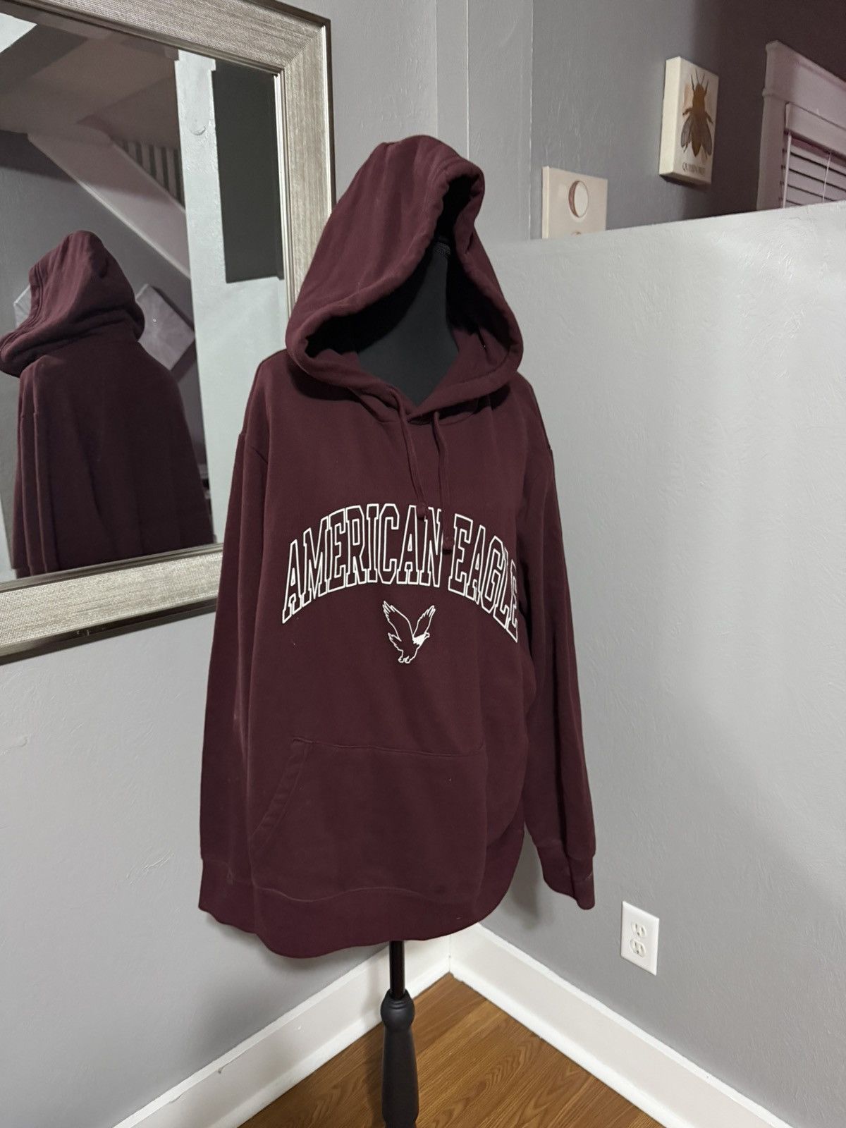 American Eagle Outfitters American Eagle Logo Eagle Maroon Hooded Sweatshirt Size XL. Size US XL / EU 56 / 4 - 1 Thumbnail