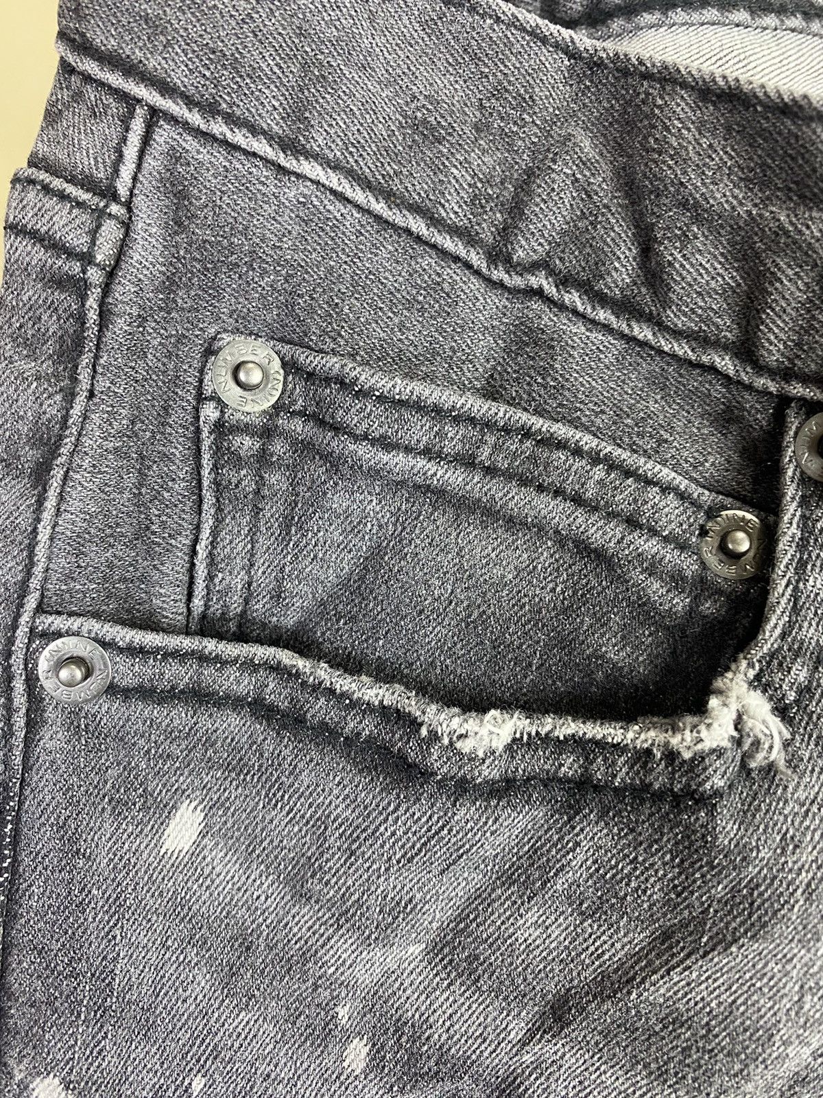 Number (N)ine Number (N)ine re-edition From 2001 Grunge Splatter pants Size US 30 / EU 46 - 8 Thumbnail