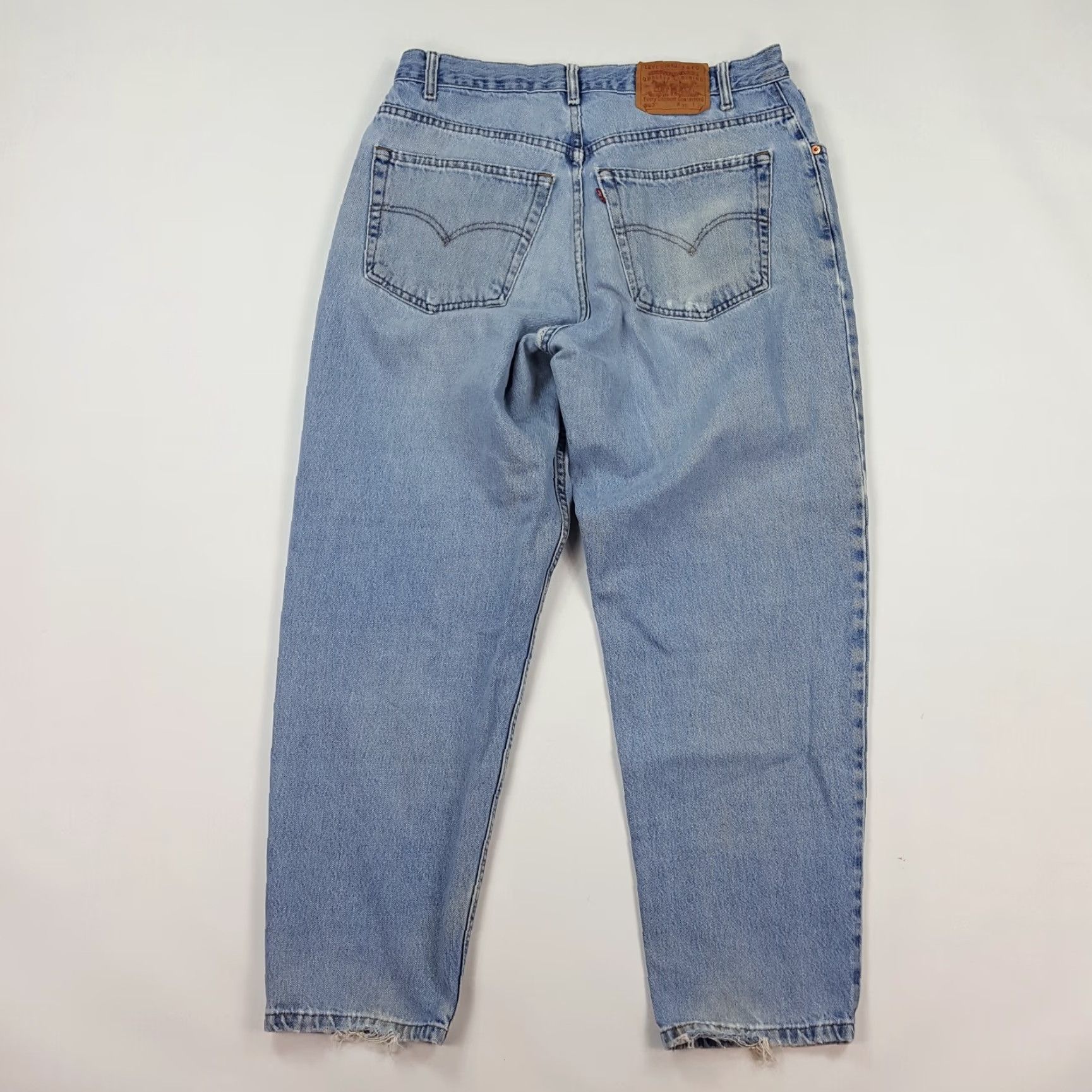 Levi's VINTAGE Levi's 550 Distressed Jeans Men 35x30 Denim 90s Relaxed Tapered Blue jeans Size US 35 - 7 Thumbnail