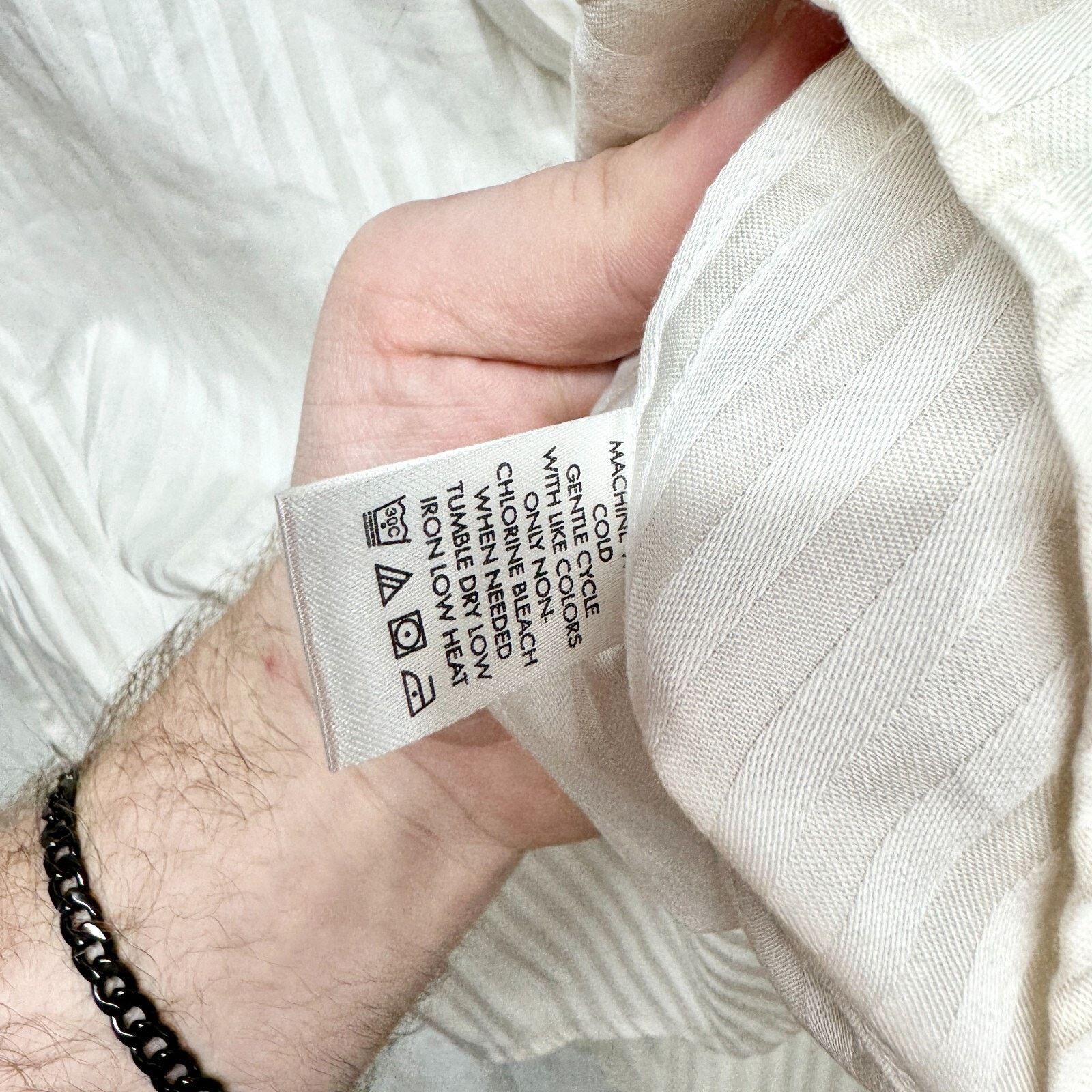 Calvin Klein Calvin Klein Button Down Size Large 100% Cotton Long Sleeve Size US L / EU 52-54 / 3 - 3 Thumbnail