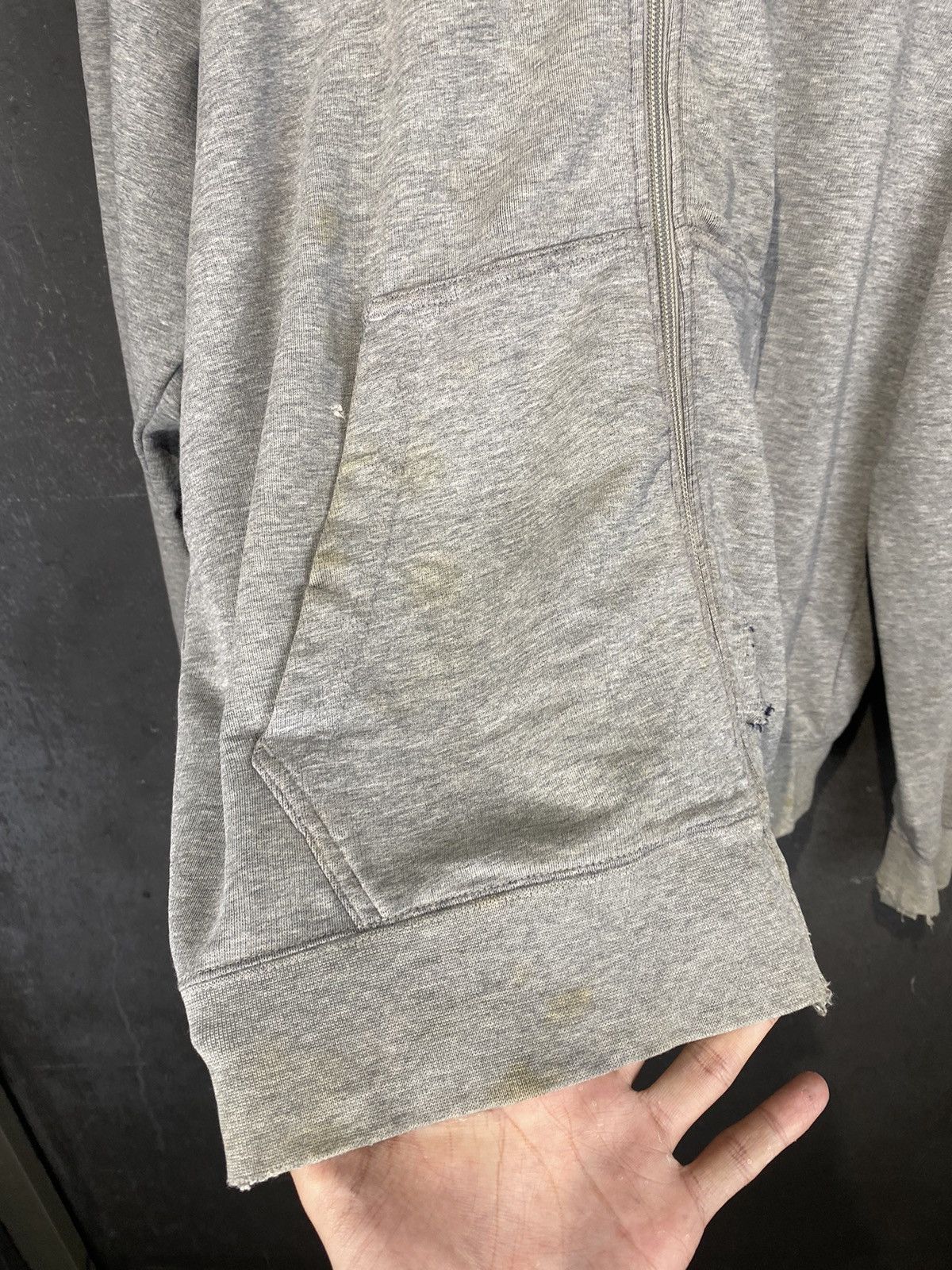 Nike y2k Nike “Burn Records & Tapes” Distressed Zipped Up Size US L / EU 52-54 / 3 - 9 Thumbnail