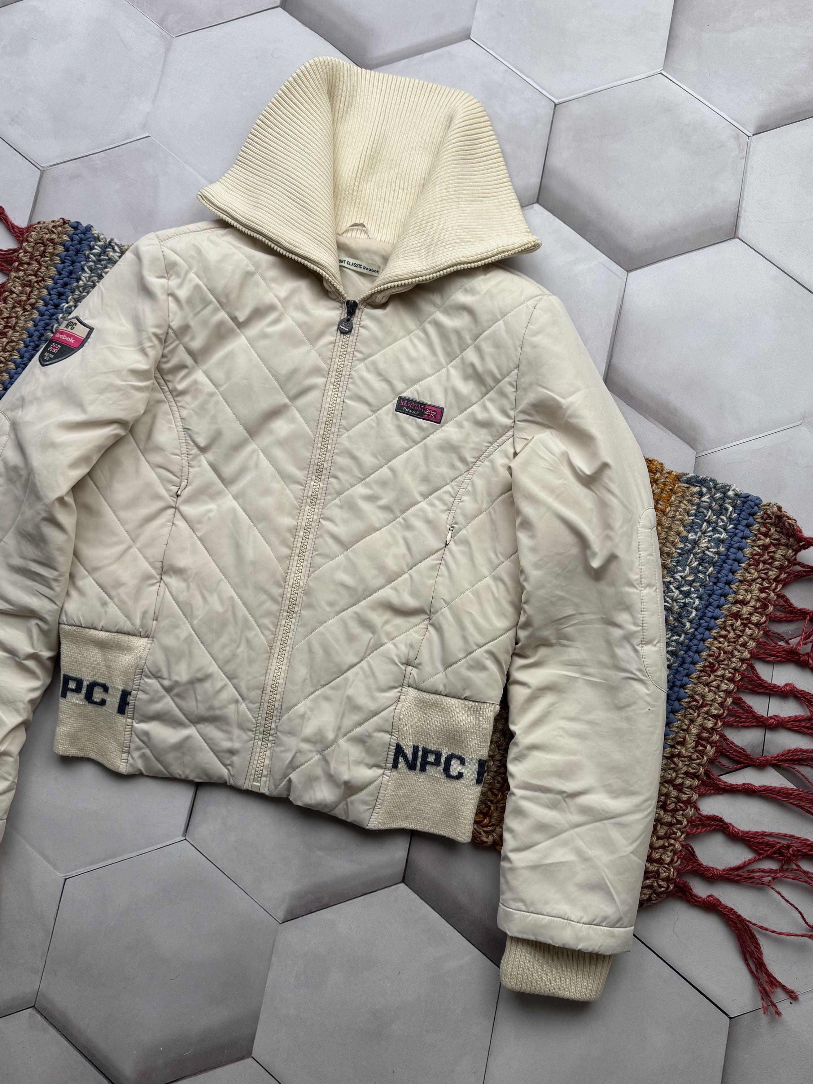 Reebok Reebok Vintage Cropped Jacket (ES9)(G7) Size M / US 6-8 / IT 42-44 - 3 Thumbnail