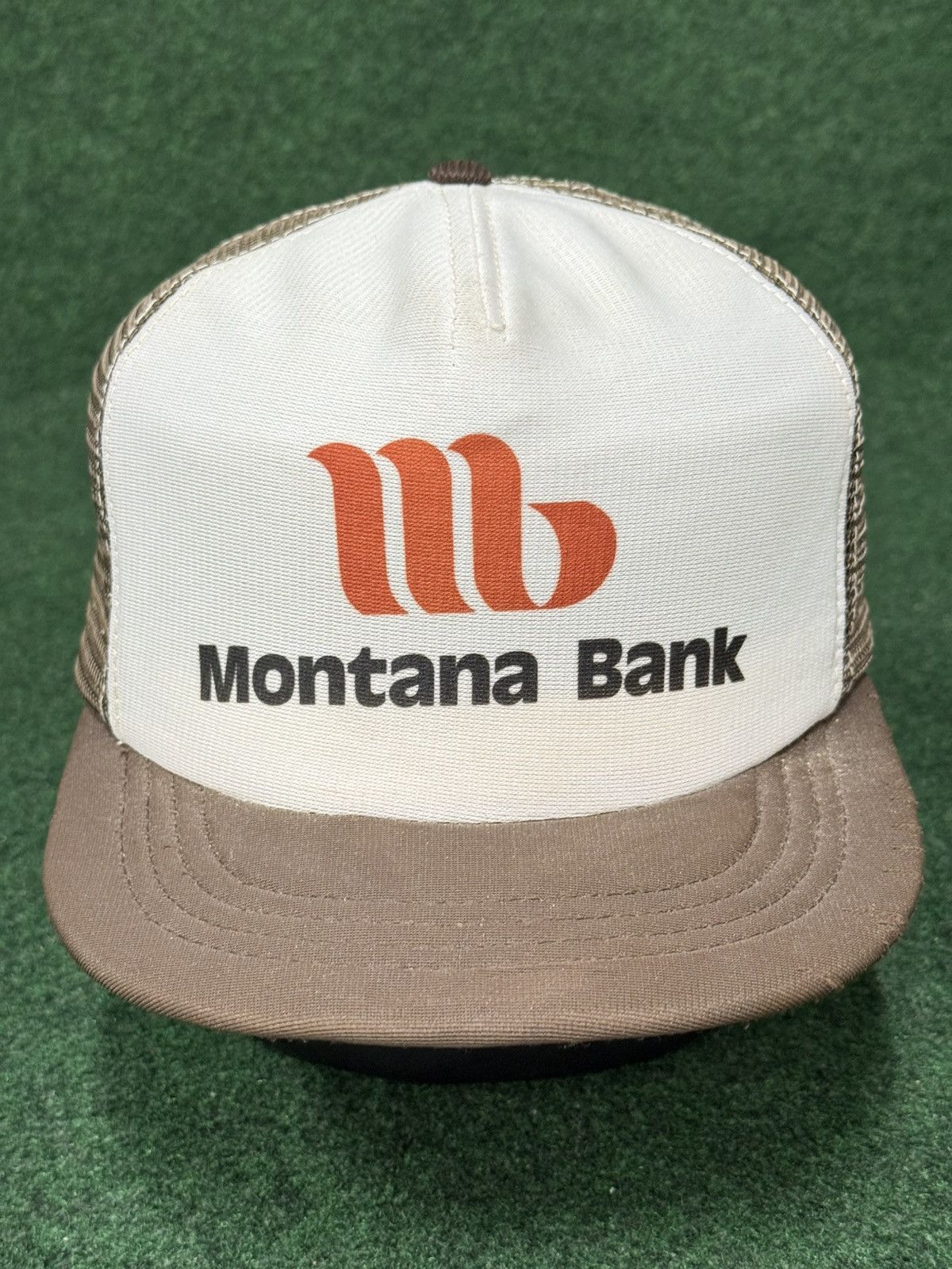 Vintage Vintage Montana Bank Trucker Hat Size ONE SIZE - 1 Thumbnail