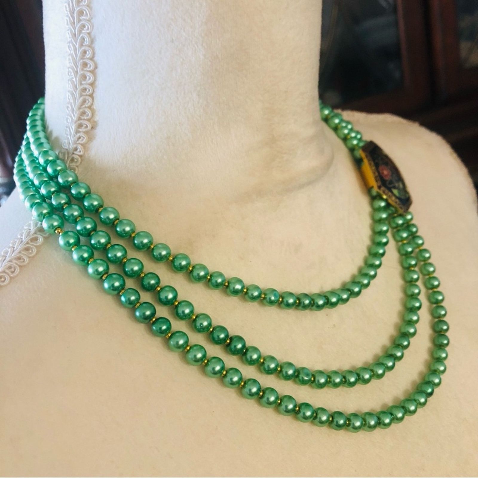 Handmade Handcrafted cloisonné triple strand green pearl necklace Size ONE SIZE - 3 Thumbnail