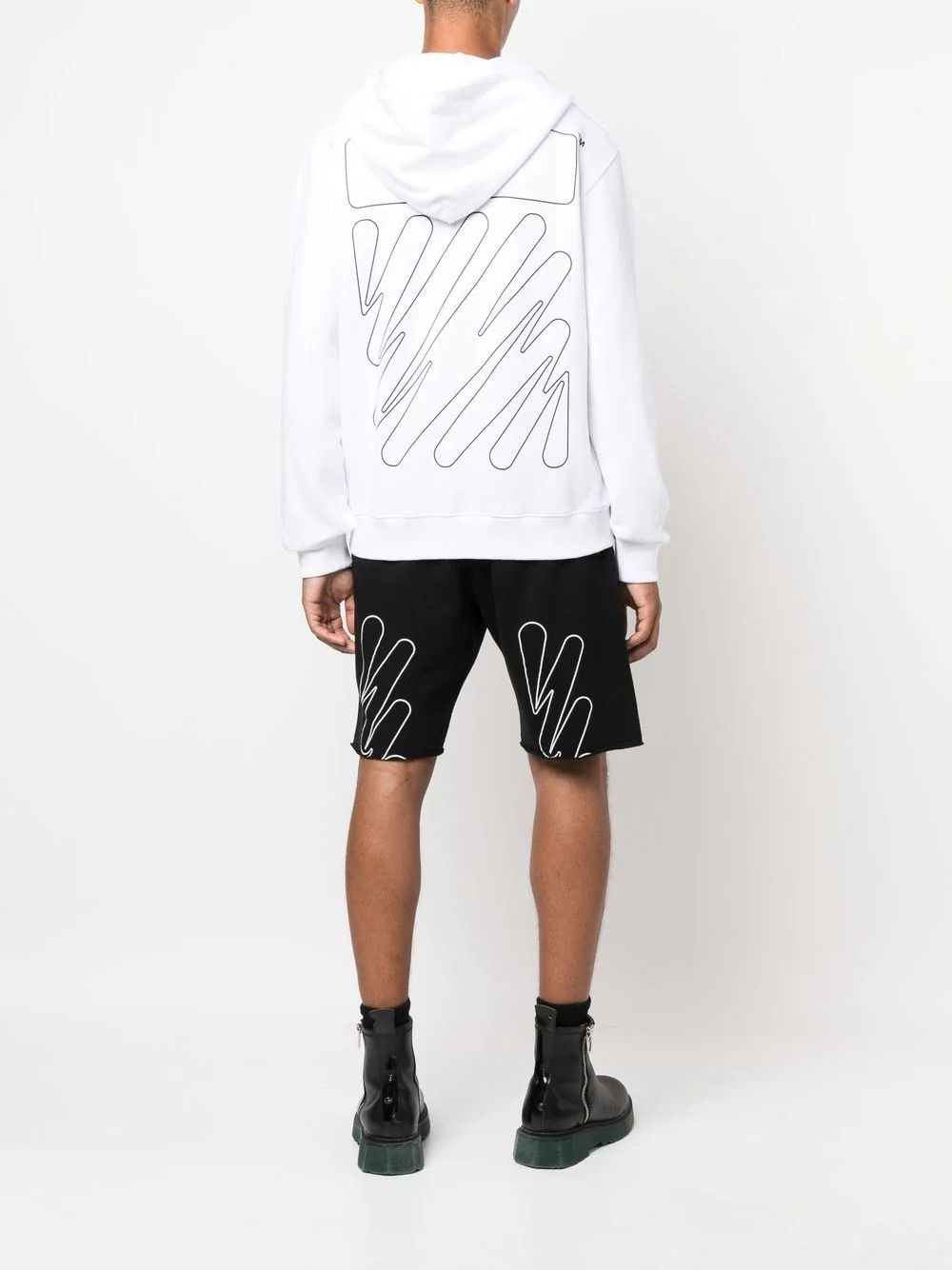 Off-White o1gr1nt0125 Wave Outlet Diagram Short in Black Size US 36 / EU 52 - 2 Thumbnail