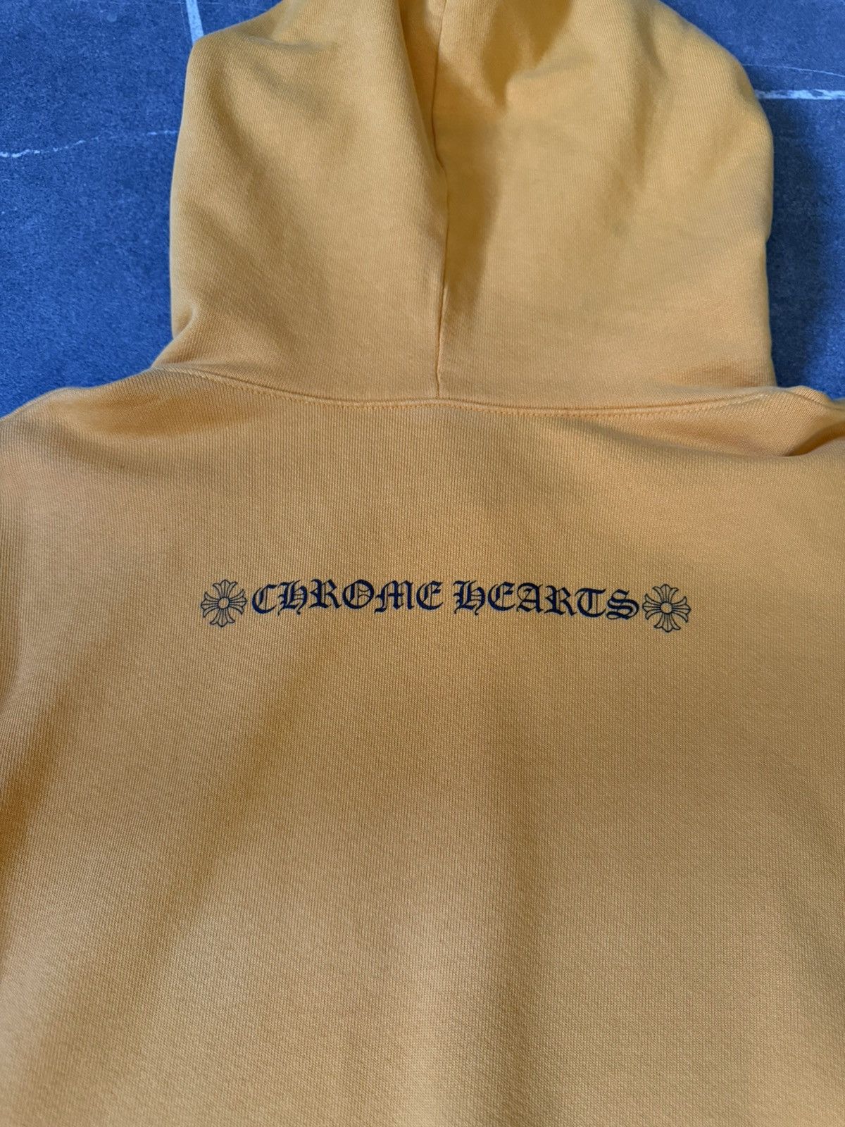 Chrome Hearts Chrome Hearts Vertical Logo Yellow Hoodie Size US M / EU 48-50 / 2 - 7 Thumbnail