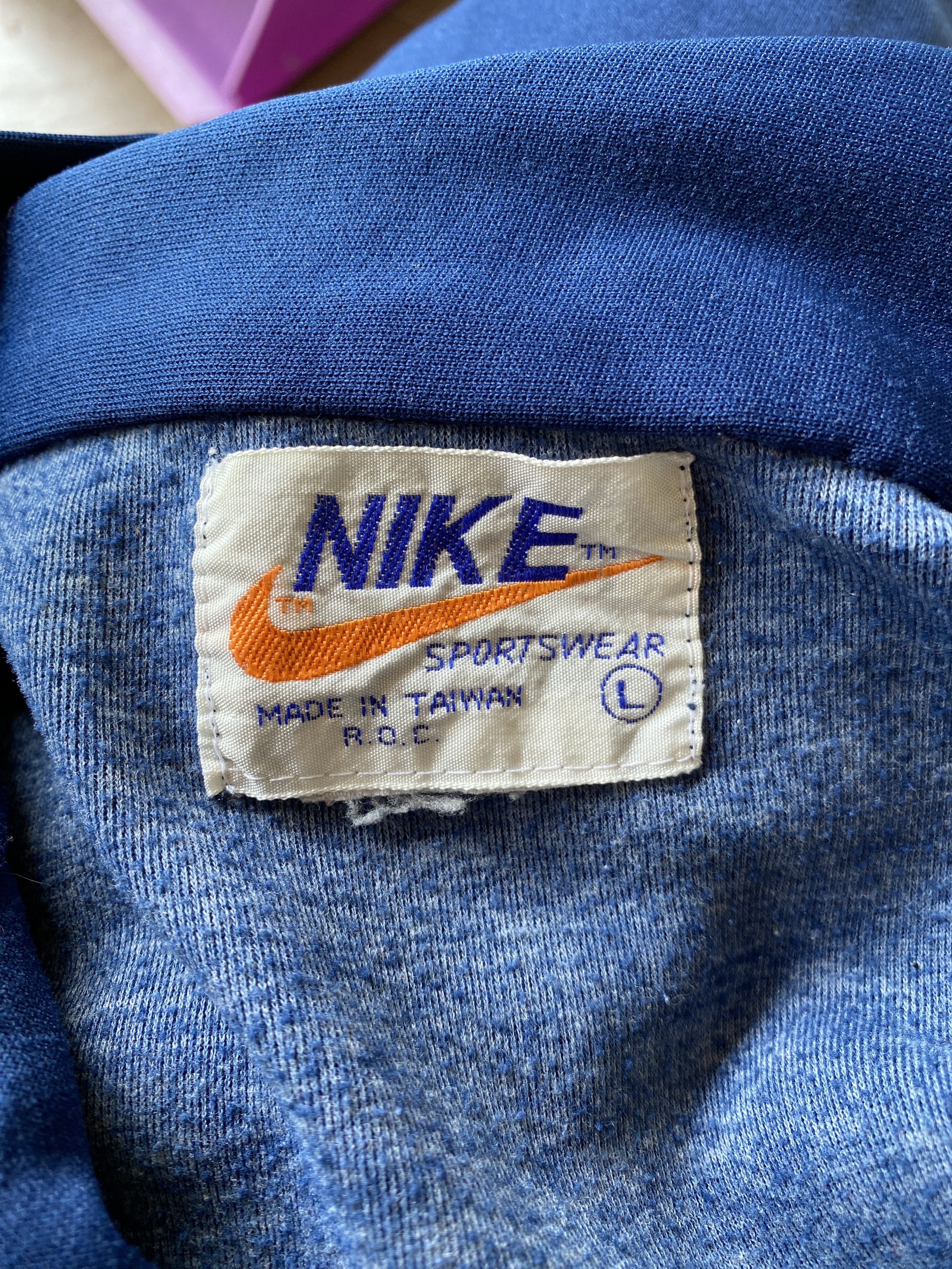 Nike × Vintage VINTAGE 90' NIKE ORANGE TAG SWEATER Size US L / EU 52-54 / 3 - 7 Thumbnail