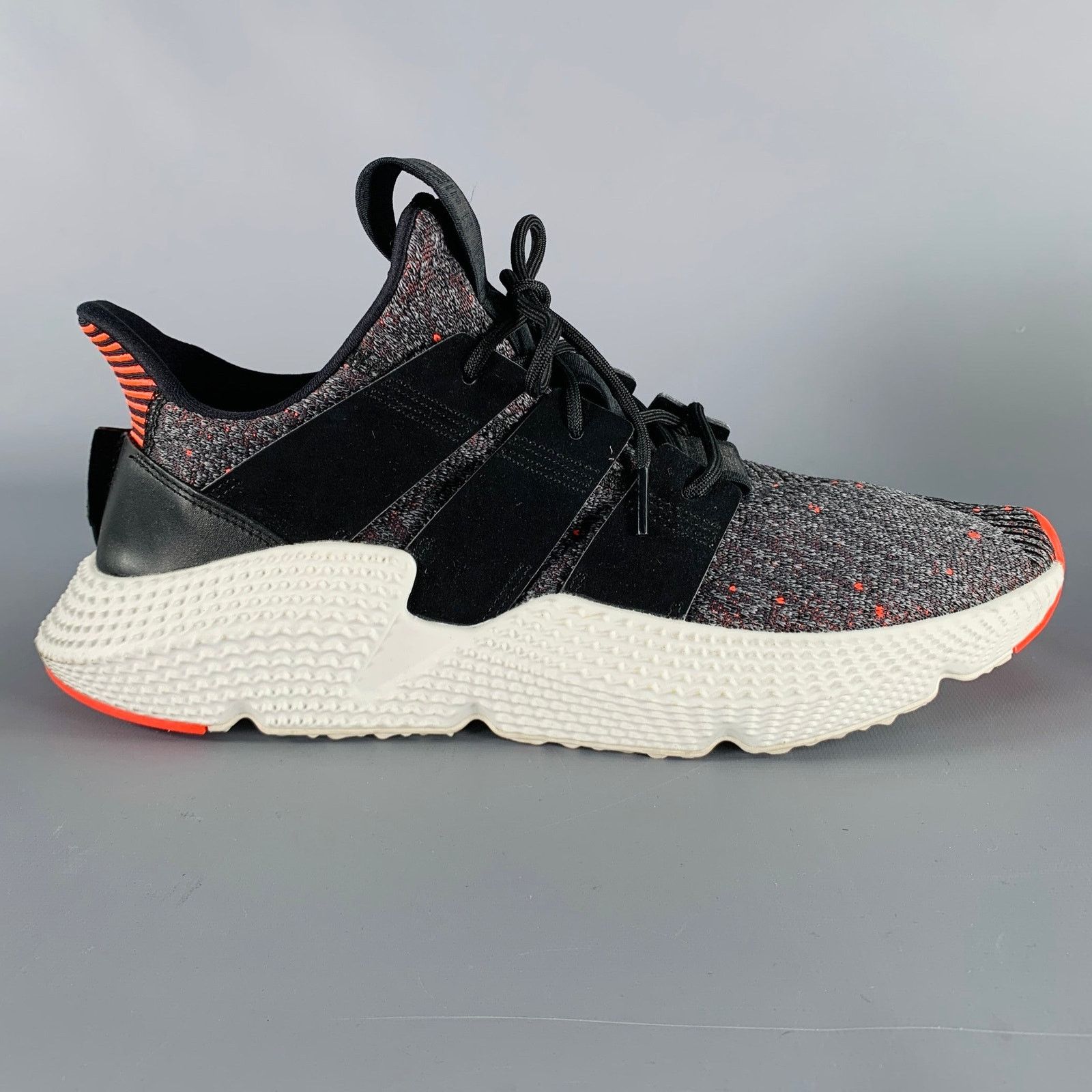 Adidas Size 11 Black Red White Heather Nylon Lace-Up Sneakers Size US 11 / EU 44 - 2 Thumbnail