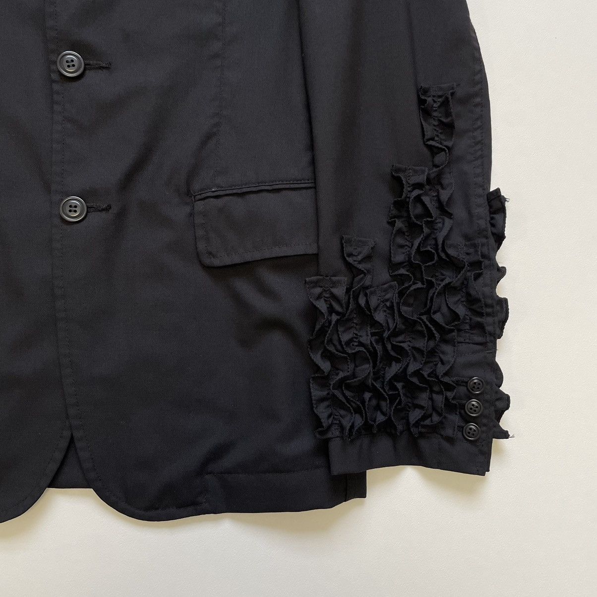 Comme des Garcons S/S 12 ‘Frilled Sleeve’ Black Wool Blazer Size 38R - 8 Thumbnail