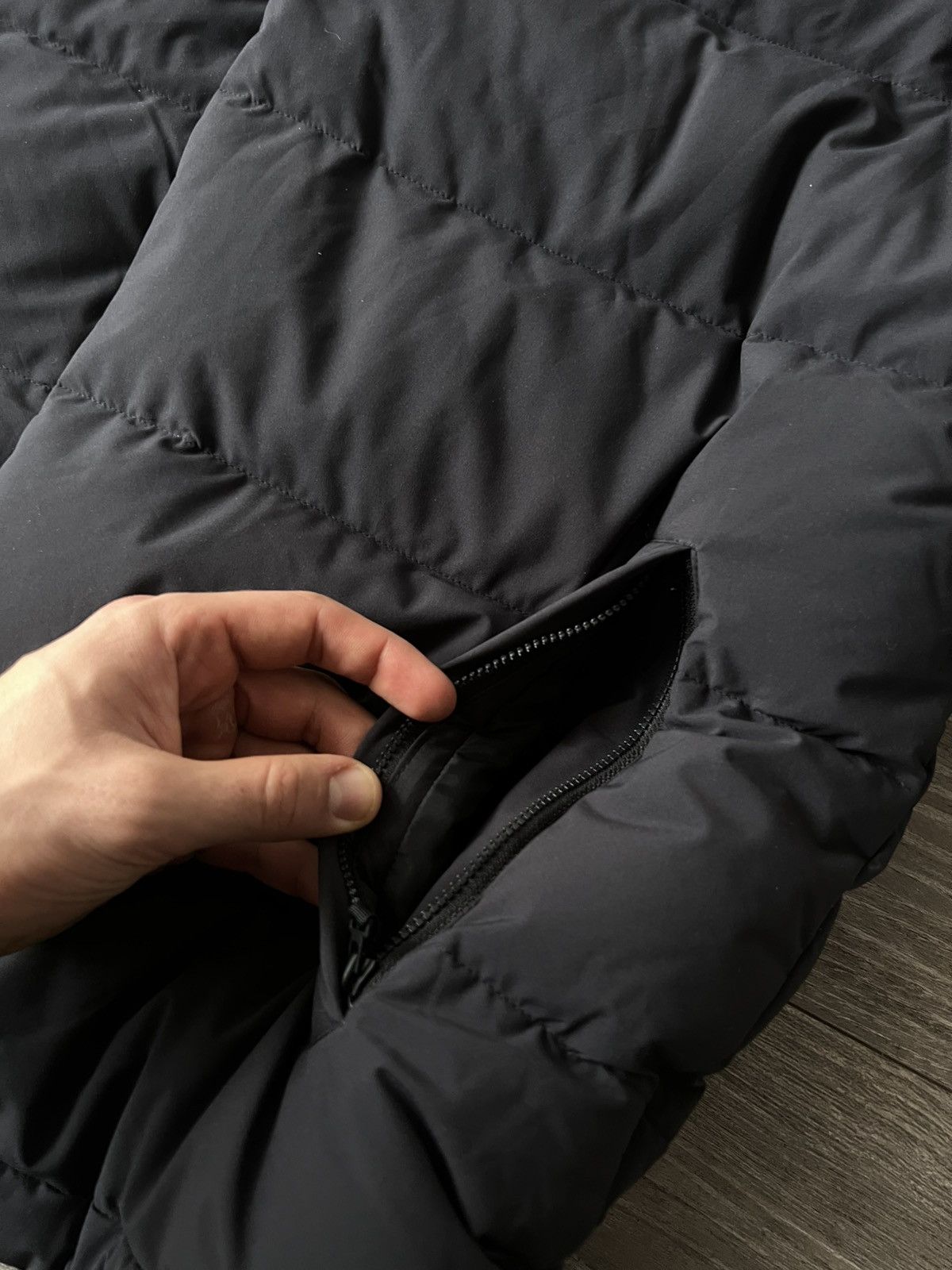 Adidas ‼️Adidas Helionic Puffer Winter Outdoor Regular Jacket‼️ Size US L / EU 52-54 / 3 - 13 Thumbnail