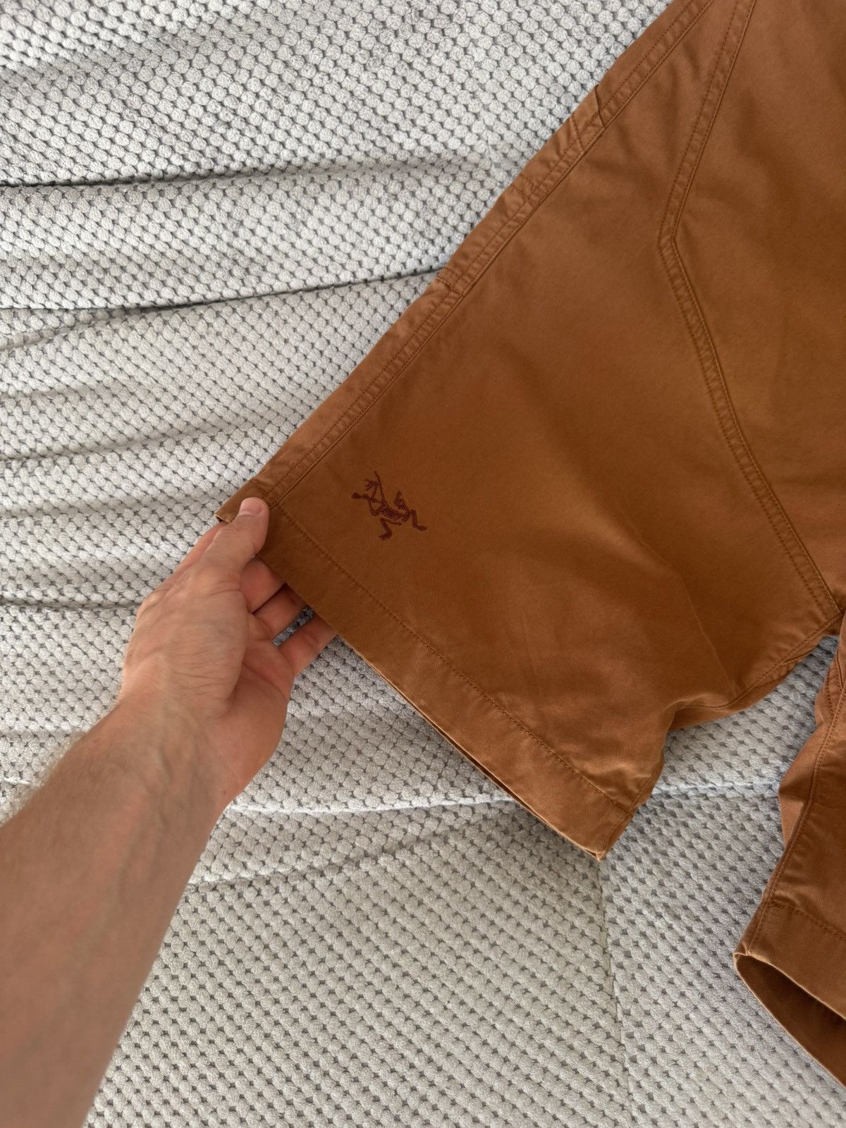 Arc'teryx Arcteryx Vintage Logo Orange Brick Shorts Size US 32 / EU 48 - 10 Thumbnail