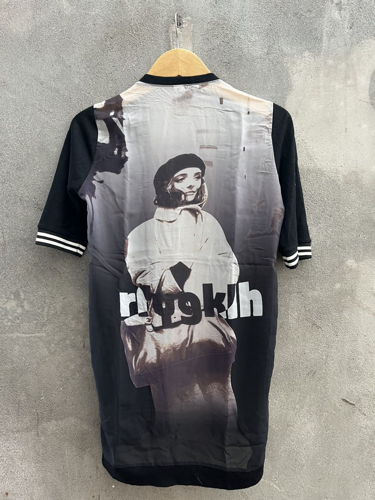 Hysteric Glamour × If Six Was Nine × Le Grande Bleu (L.G.B.) Streetwear Graphic Tee – RlyeKlh Beret Girl Visual Backprint Size US M / EU 48-50 / 2 - 1 Thumbnail