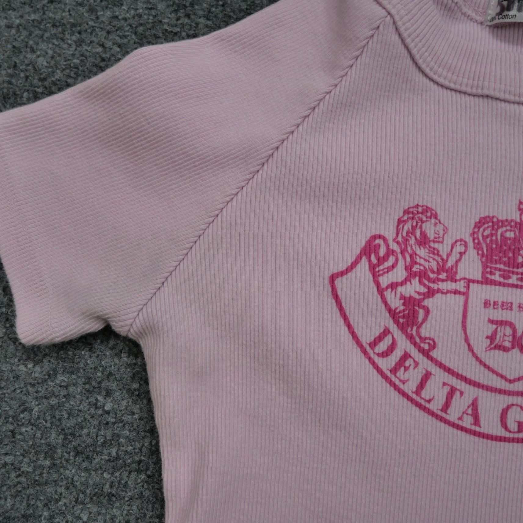 Delta VINTAGE Delta Gamma Shirt Womens M Pink Crest Sorority Y2K Hang Loose Hut T-Shirt Size M / US 6-8 / IT 42-44 - 5 Thumbnail