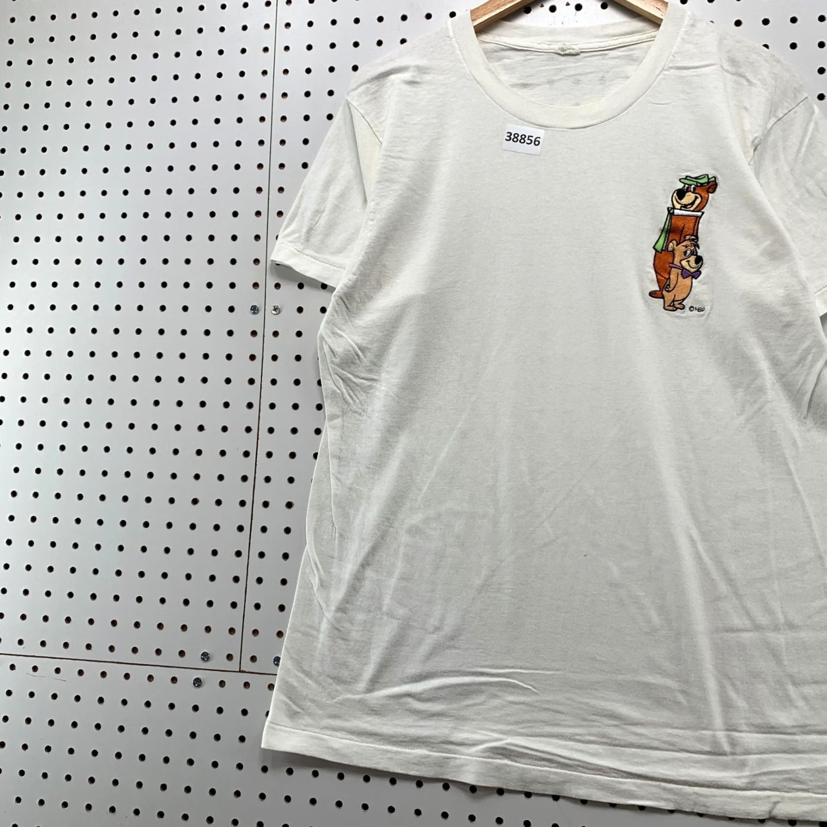 Vintage VINTAGE 80s Yogi Bear Shirt Mens Large White Single Stitch Short Sleeve Size US L / EU 52-54 / 3 - 3 Thumbnail