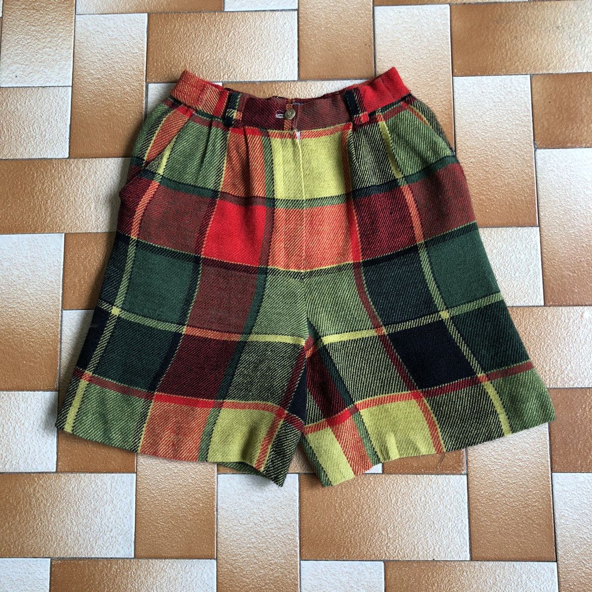 Kenzo × Vintage vintage KENZO wool shorts Size 24" / US 00 / IT 34 - 1 Thumbnail