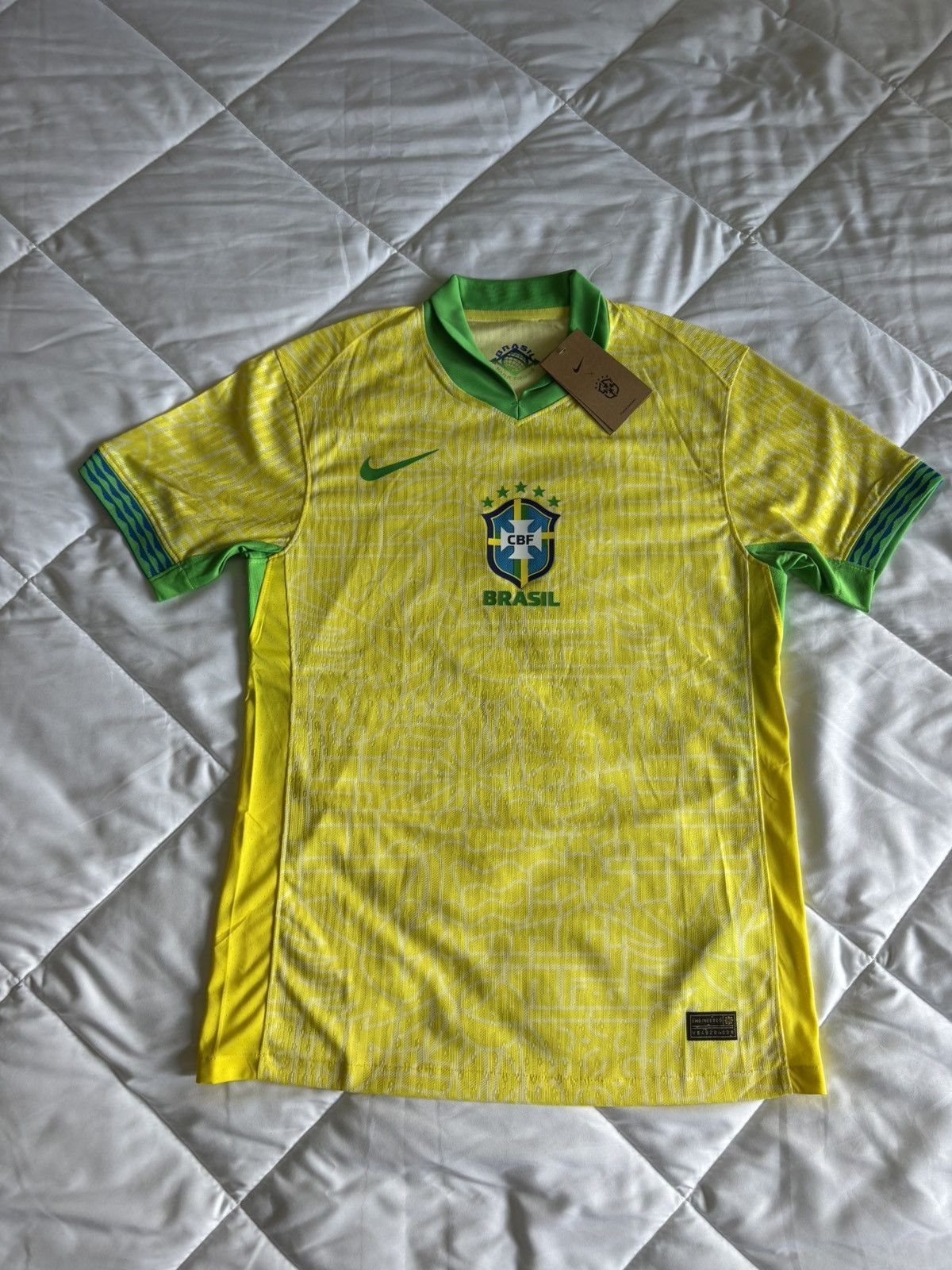 Nike Brazil National Team Jersey Size US M / EU 48-50 / 2 - 1 Thumbnail
