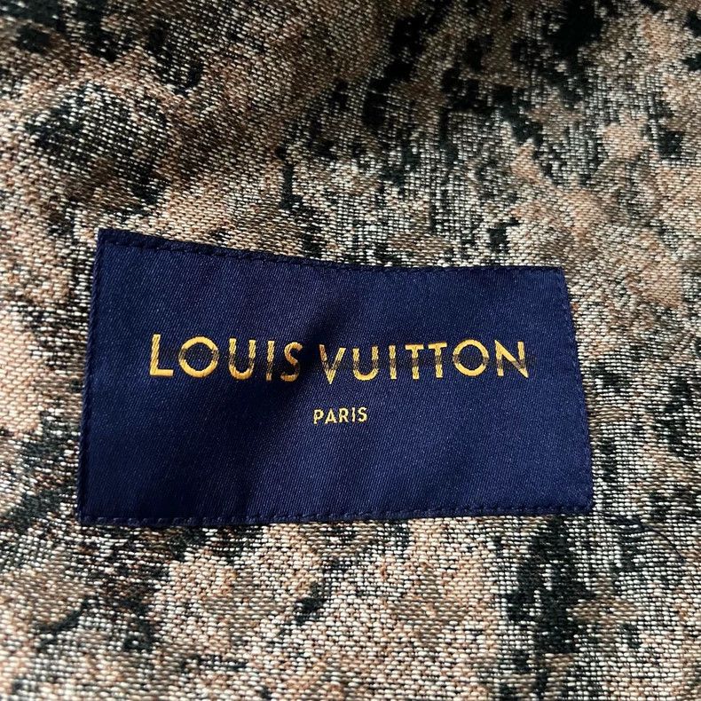 Louis Vuitton Louis Vuitton Embossed floral logo lapel jacket 2501-Nextar Size US M / EU 48-50 / 2 - 3 Thumbnail