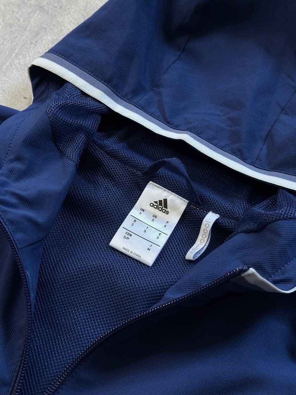 Adidas Adidas FC Real Madrid 2016 Football Team Training Jacket Size US S / EU 44-46 / 1 - 4 Thumbnail