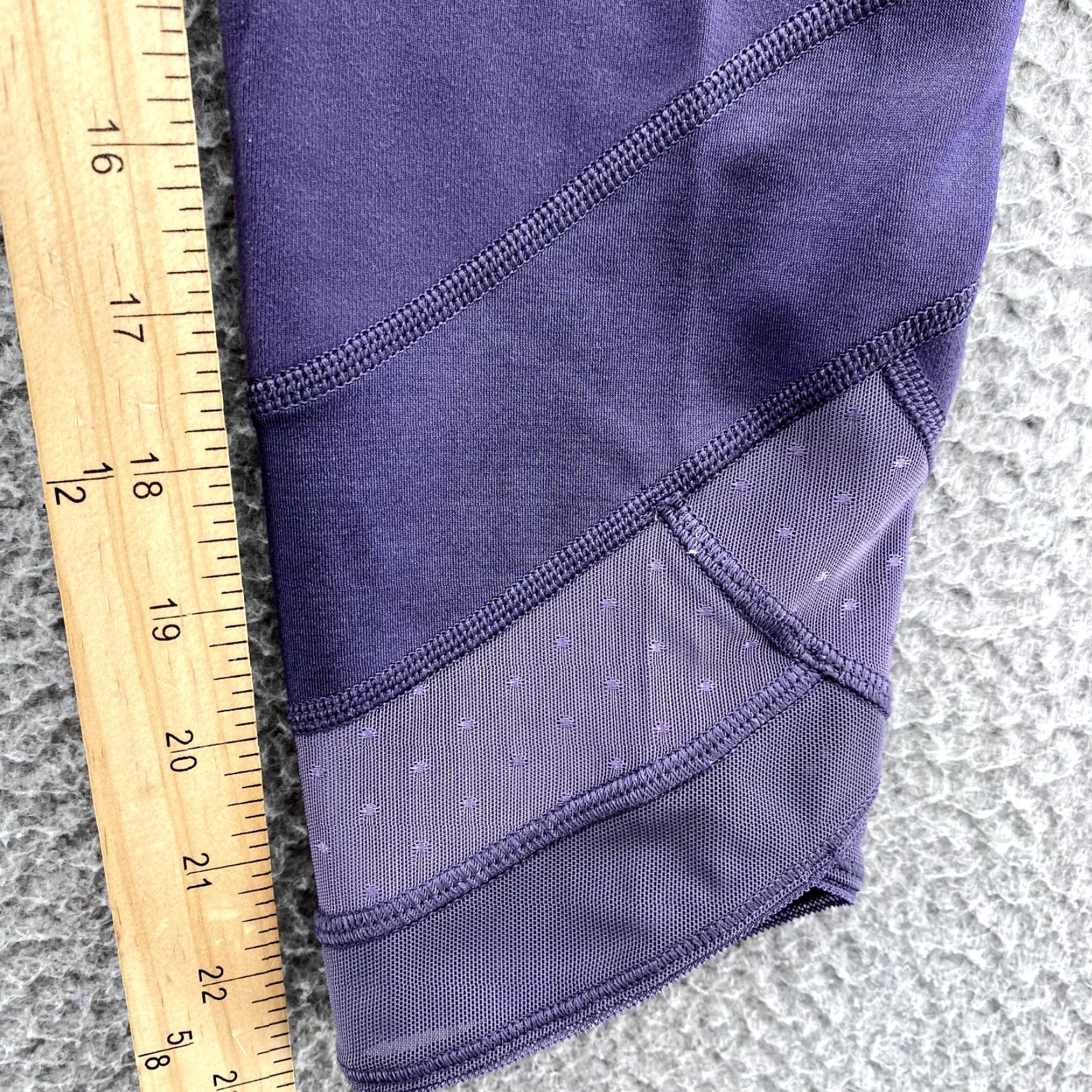 Lululemon Lululemon Leggings Women's 4 Purple Crop Low Rise Running Jogging Gym Athleisure Size 27" / US 4 / IT 40 - 4 Thumbnail