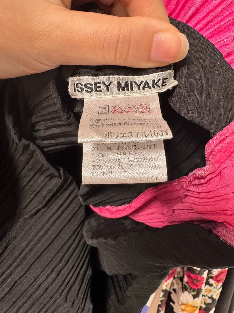 Issey Miyake Issey Miyake Black velvet halter dress Size M / US 6-8 / IT 42-44 - 7 Thumbnail