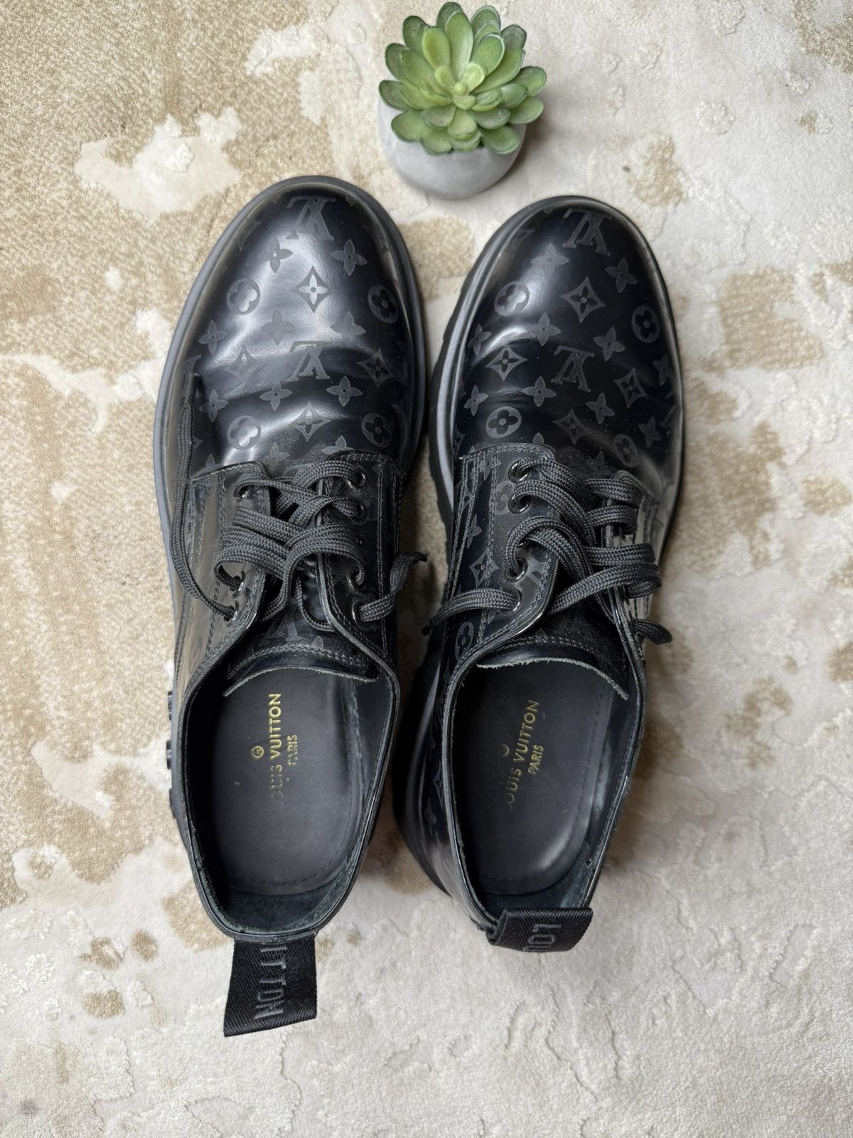 Louis Vuitton LOUIS VUITTON BLACK MONOGRAM LUXURY SHOES WITH CHUNKY SOLE Size US 7 / EU 40 - 9 Thumbnail