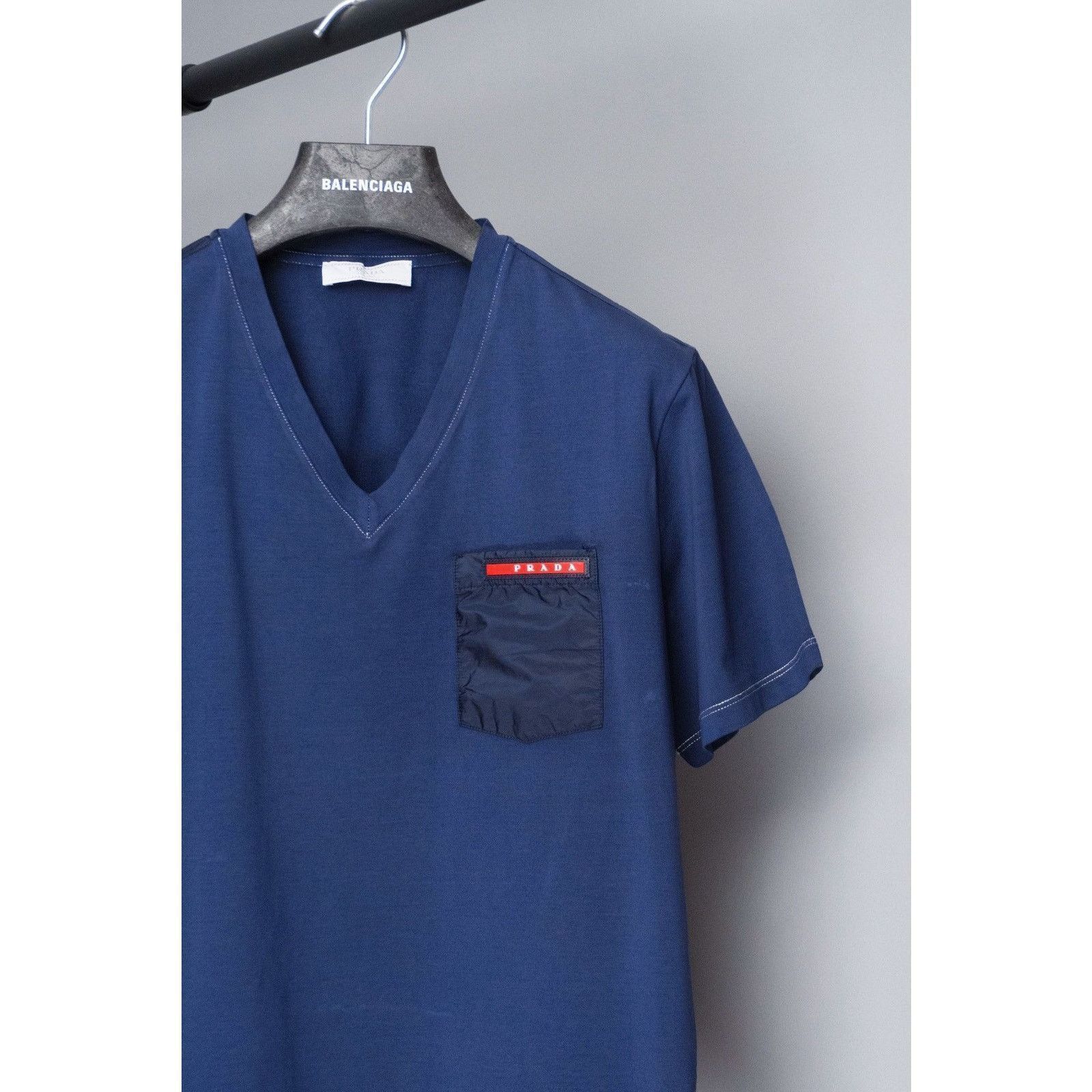 Prada Prada blue nylon pocket sport linea rossa logo tee shirt Size US S / EU 44-46 / 1 - 3 Thumbnail