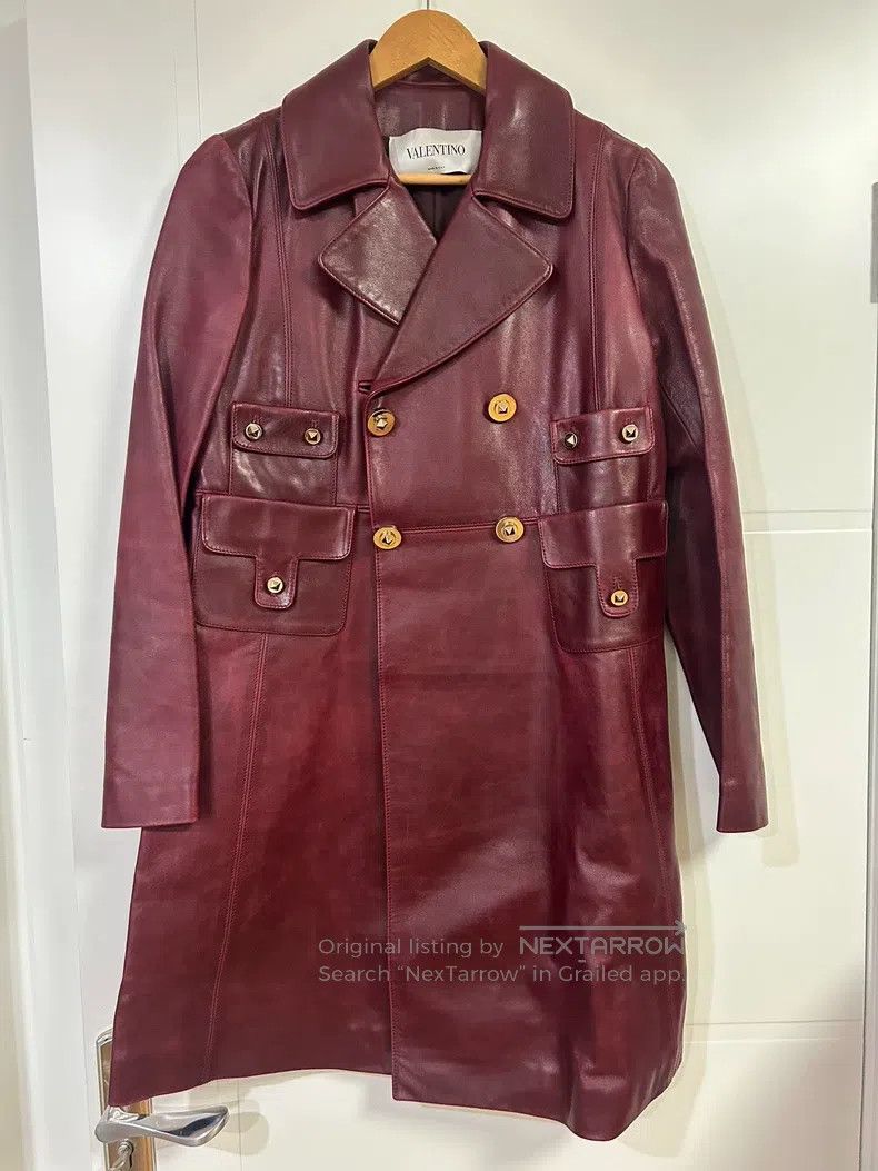 Valentino Valentino Women's leather coats Size S / US 4 / IT 40 - 1 Thumbnail