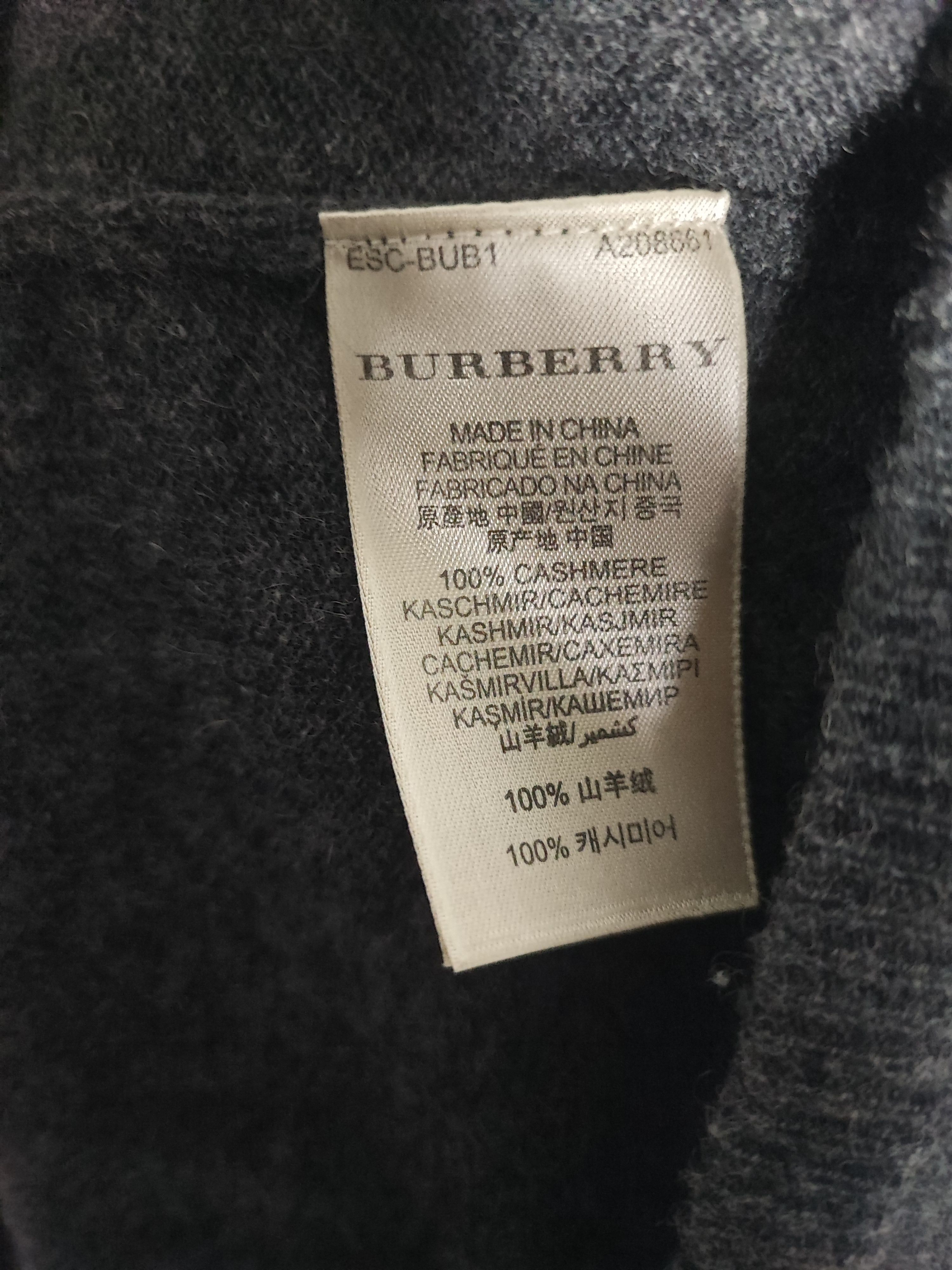 Burberry 🔥Hooded Burberry Vest Size M 100% Cashmere🔥 Size US M / EU 48-50 / 2 - 8 Thumbnail