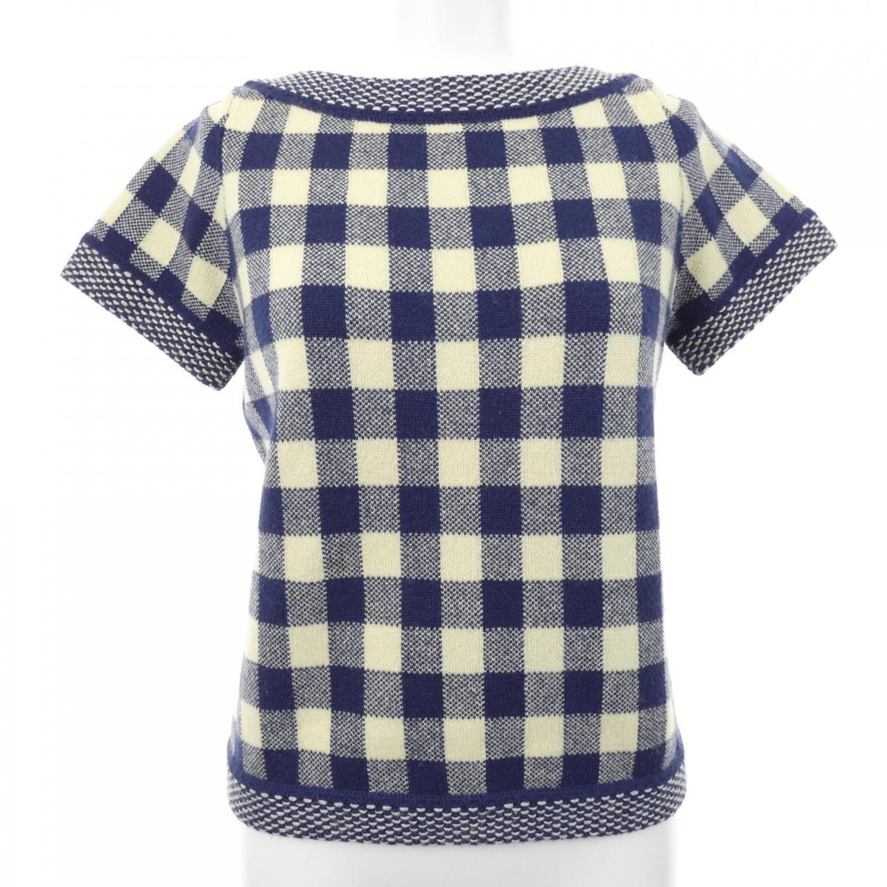 Chanel Chanel Chanel Cashmere Top Textile Tops P40297K02906 DUTY FREE for USA Size ONE SIZE - 1 Thumbnail
