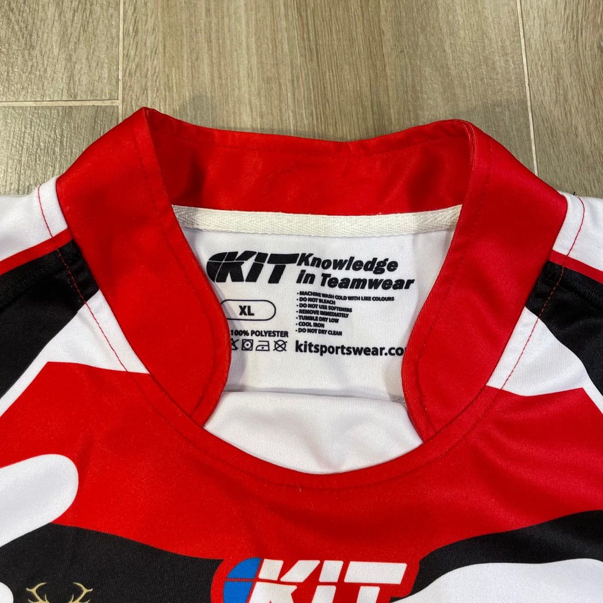 Other Charity Sporting Prints rugby jersey Rugby y2k player issue Size US XL / EU 56 / 4 - 11 Thumbnail