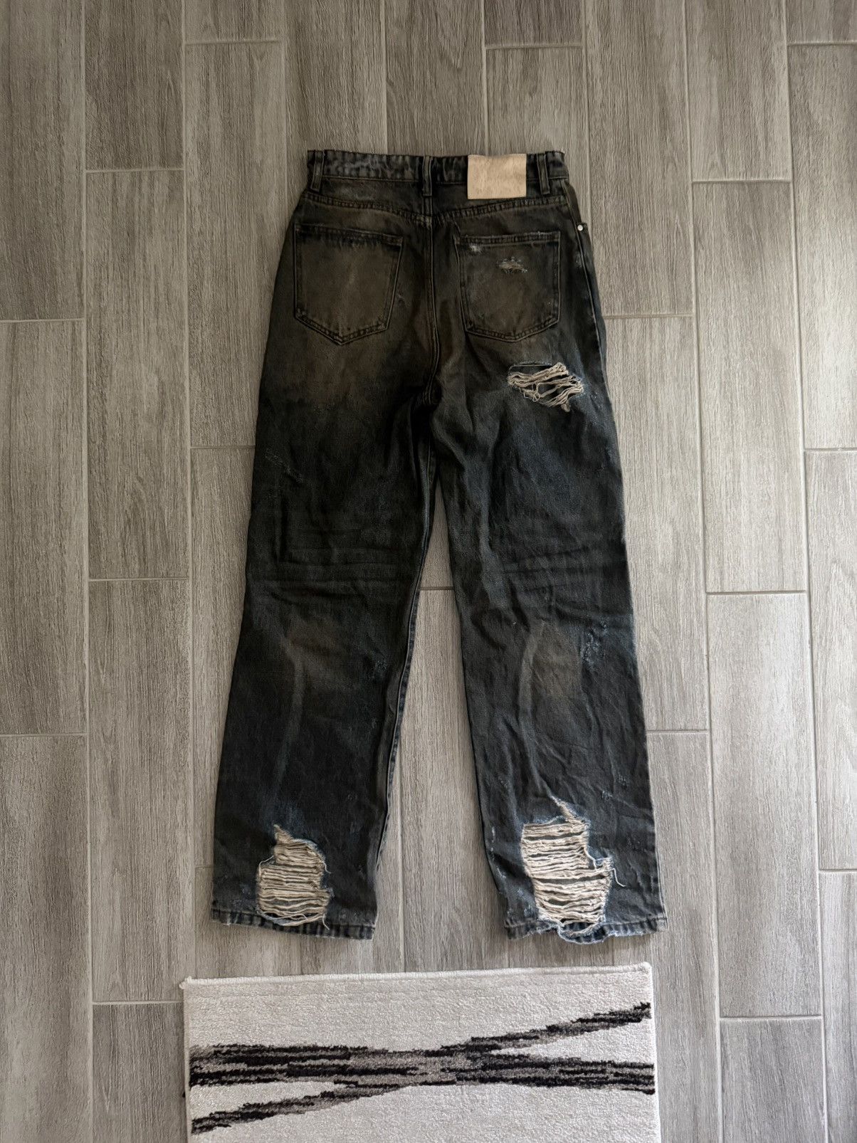 basketcase gallery basketcase gallery baggy distressed mudwash Size US 28 / EU 44 - 2 Thumbnail