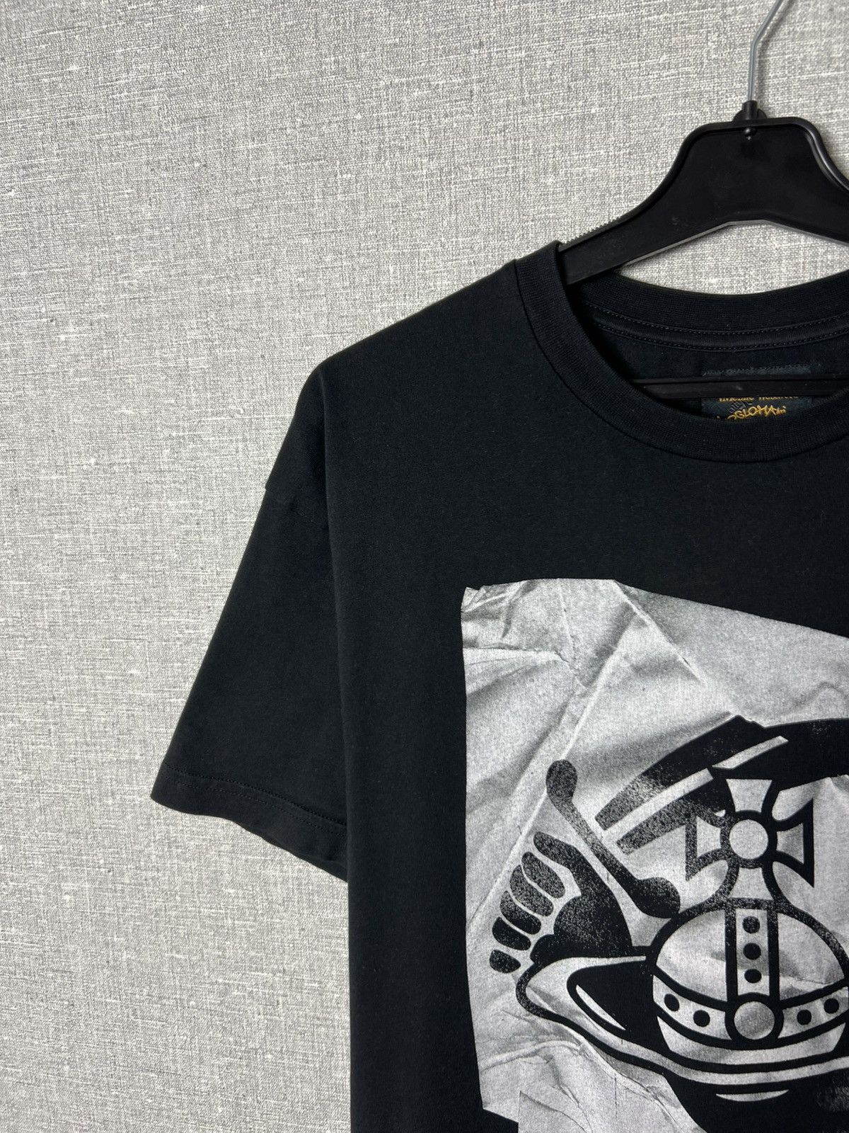 Vivienne Westwood Vivienne Westwood x Anglomania CHAOS Big Logo Orb Tee Size L Size US L / EU 52-54 / 3 - 3 Thumbnail