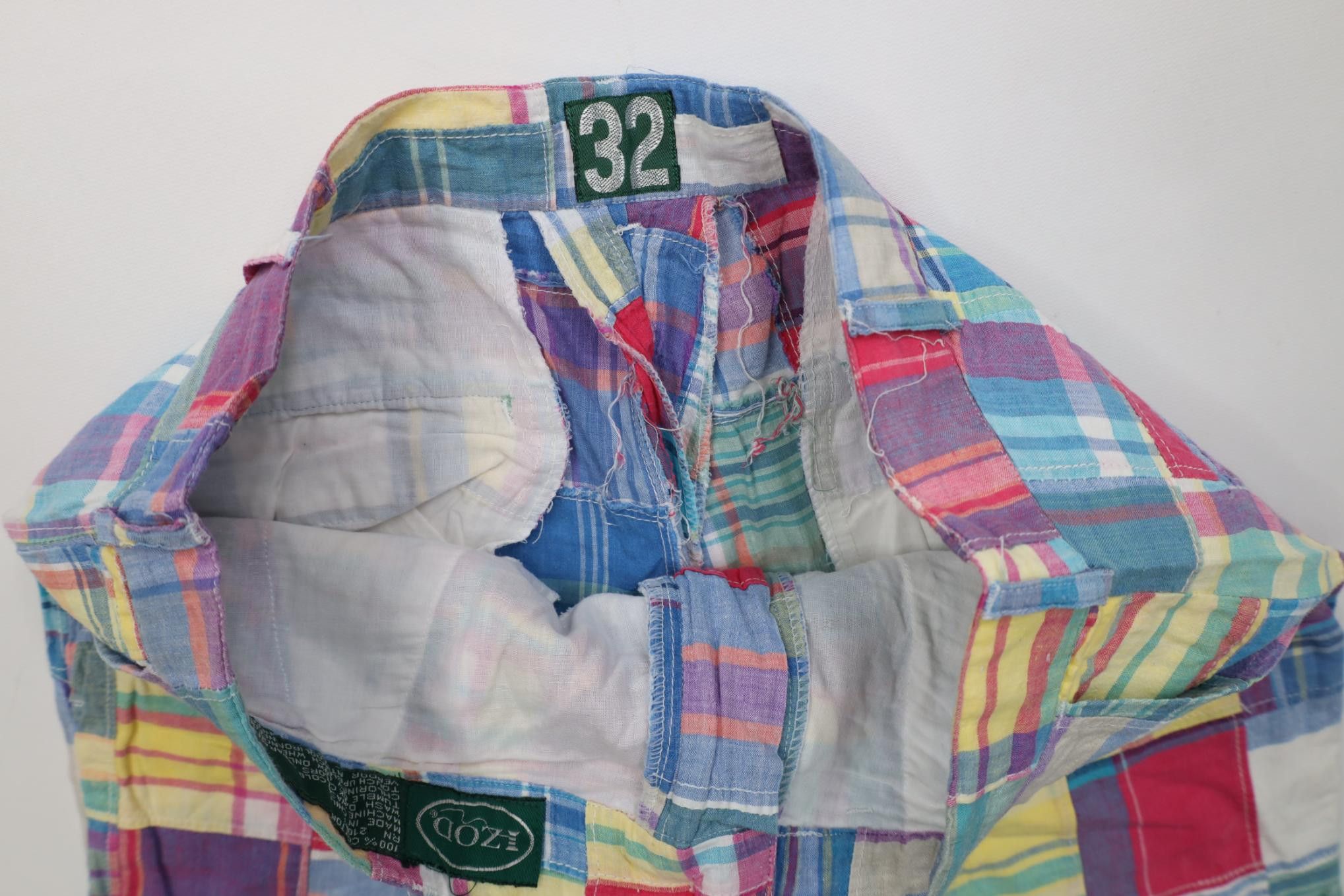 Izod Vintage 90s Izod Rainbow Madras Plaid Golf Chino Shorts Size US 32 / EU 48 - 7 Thumbnail