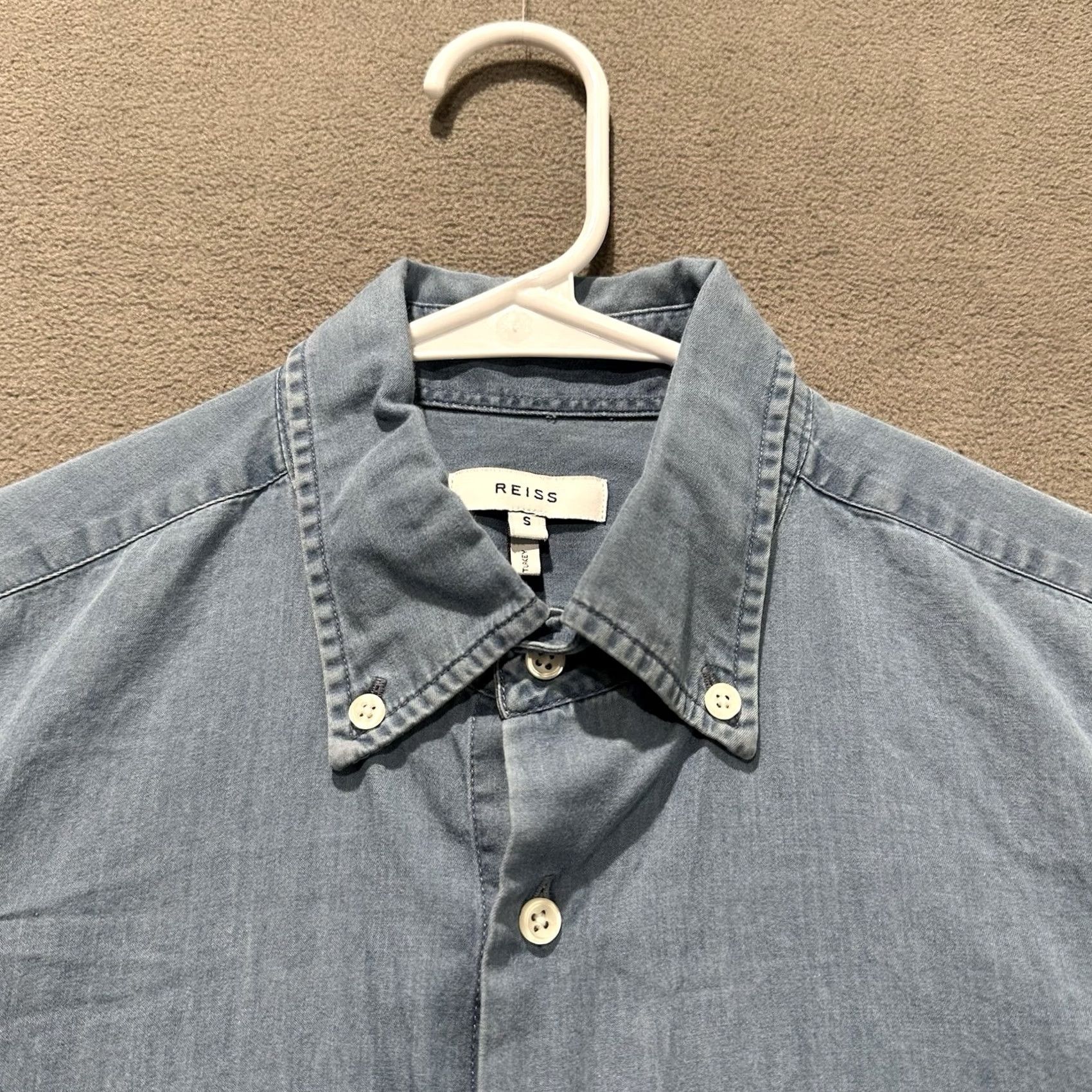 Reiss VINTAGE REISS Mattabish Shirt Mens S Light Blue Chambray Button-Down Shirt Size US S / EU 44-46 / 1 - 3 Thumbnail