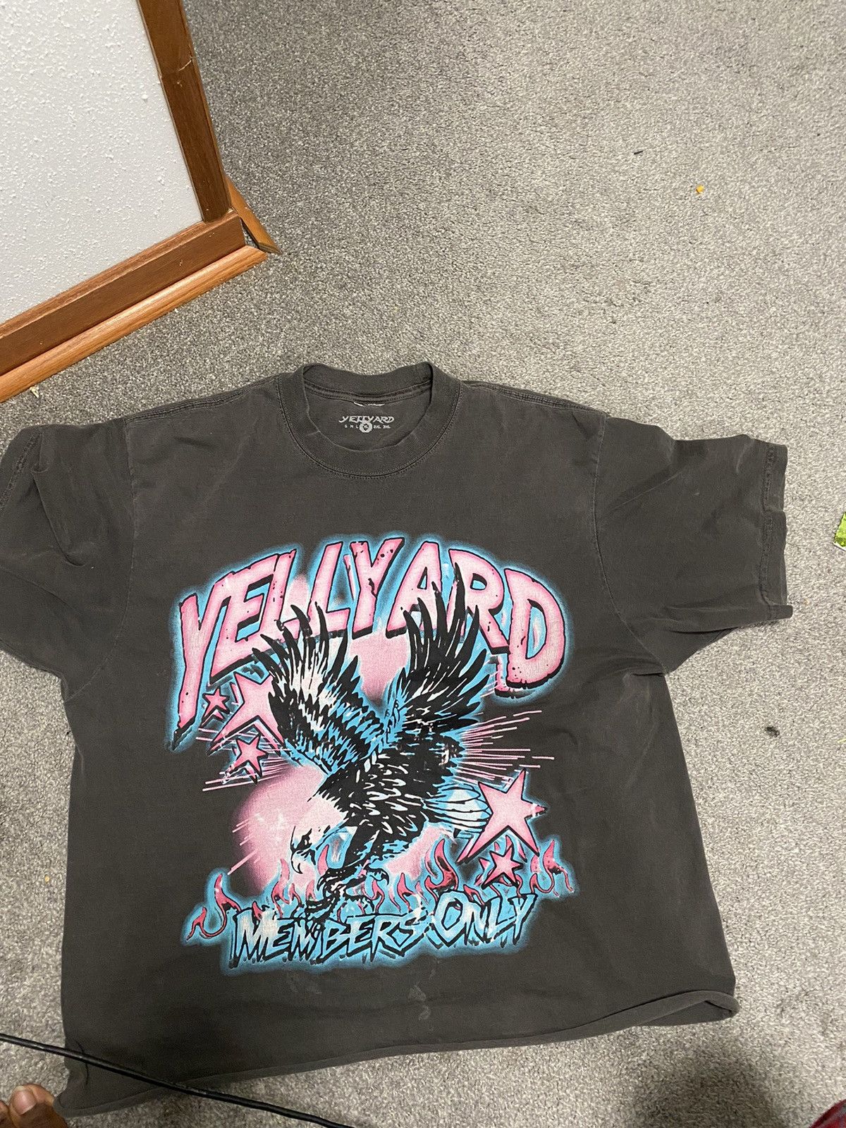 Vintage Yellyard the world is yours “members only” T-Shirt Size US XL / EU 56 / 4 - 1 Thumbnail