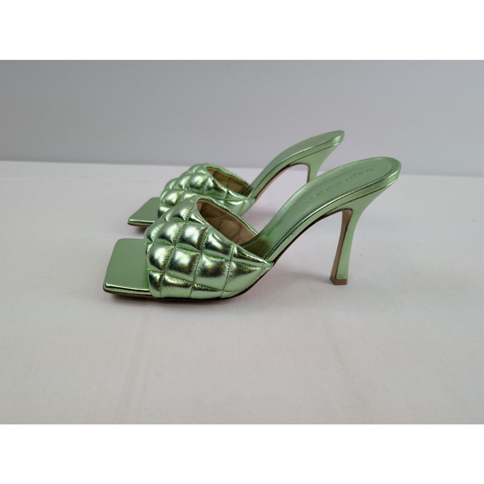 Bottega Veneta o1rshd1 Reflection Matelasse Padded Sandal in Pistachio Size US 9.5 / IT 39.5 - 9 Thumbnail