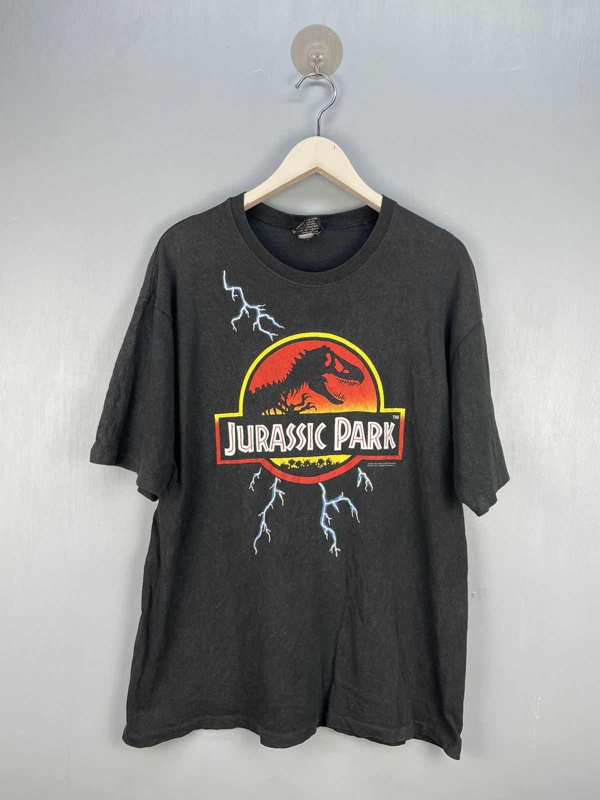 Universal Studios Vintage 90s Jurassic Park Lightning Logo Universal Studios Size US L / EU 52-54 / 3 - 1 Thumbnail