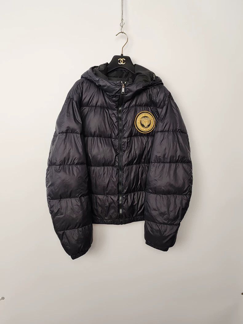 Versace Versace Black gold baroque gold thread embroidered down ja Size US S / EU 44-46 / 1 - 1 Thumbnail