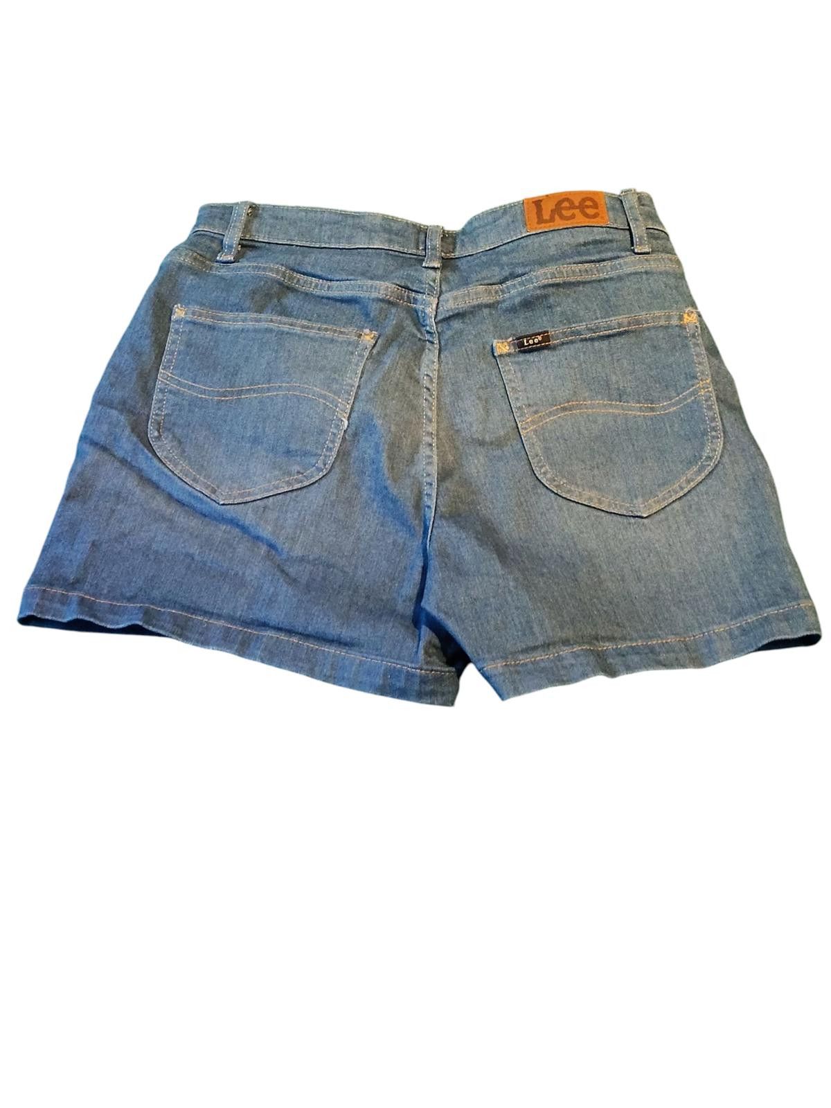 Lee Lee Women's Denim Shorts Size 32" / US 10 / IT 46 - 3 Thumbnail