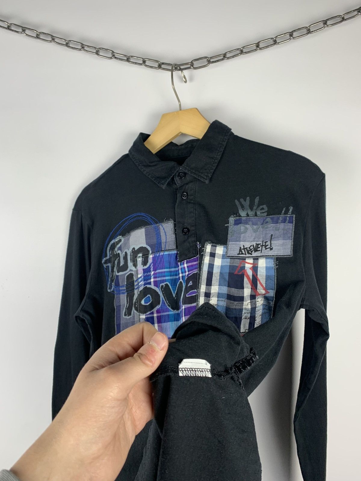 Desigual Vintage Y2K Desigual Fun Love Polo Long Sleeve T-Shirt Black Size US S / EU 44-46 / 1 - 8 Thumbnail