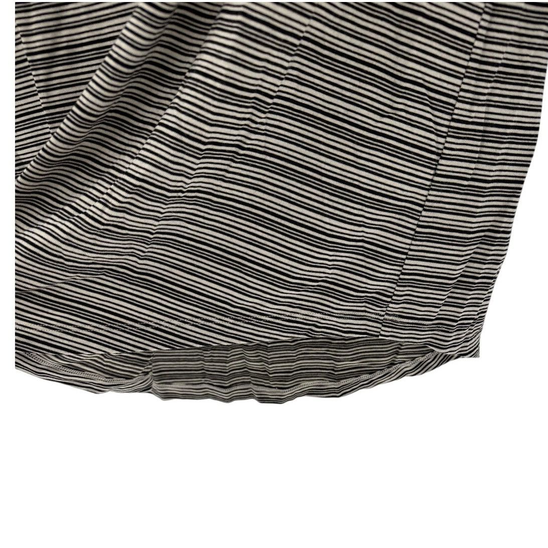 Athleta Athleta Cloudlight Stratus Striped T-shirt V-neck 1X Size XL / US 12-14 / IT 48-50 - 4 Thumbnail