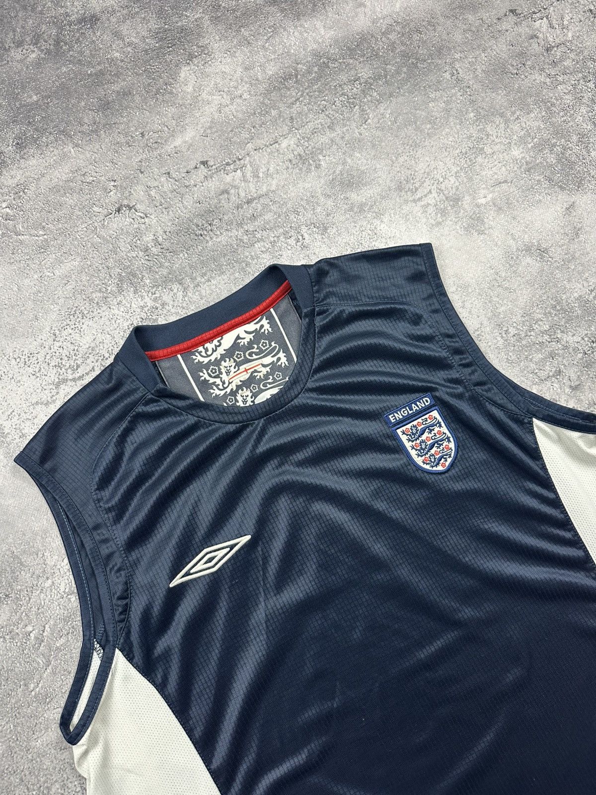 Umbro Vintage Y2K Umbro England Tank Top Soccer Jersey Mesh Size US XL / EU 56 / 4 - 4 Thumbnail